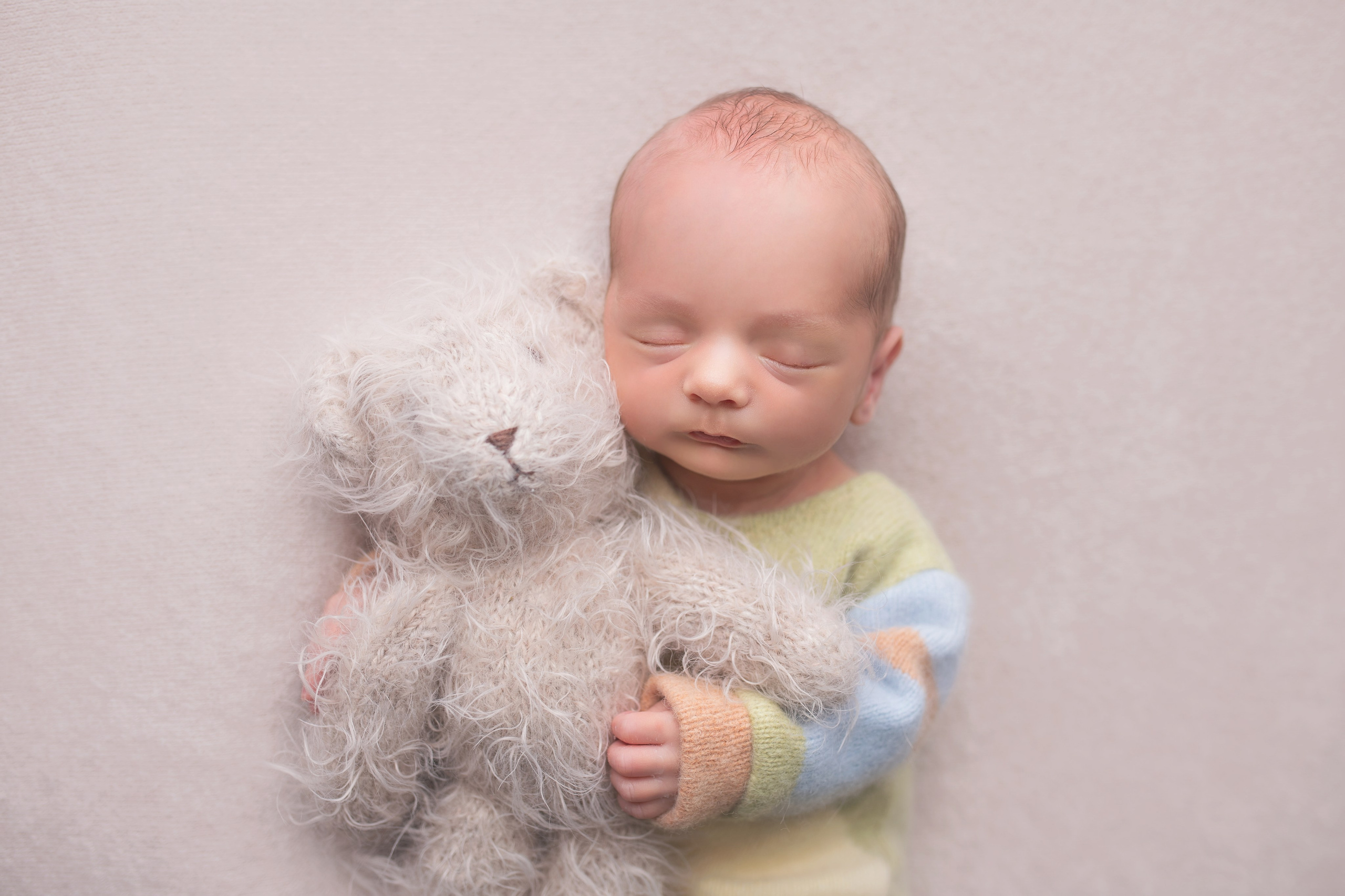 Двойня. Кобякова Мария. Фотограф новорождённых и детей до года город ИРКУТСК