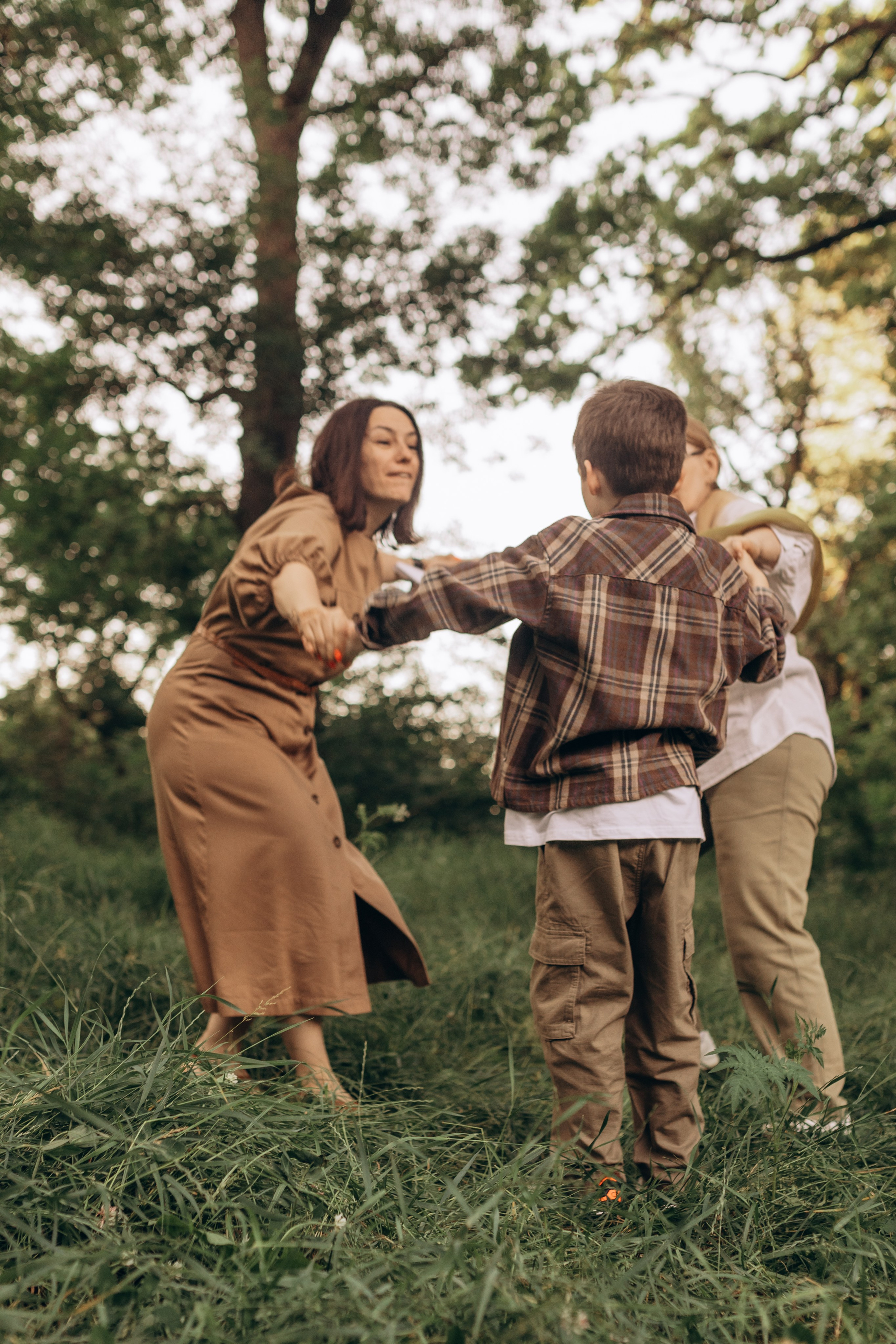 Прогулка по Ртищевскому пруду с прекрасной семьёй Ларисы её мамой и сыном Глебом. Фотограф в Ставрополе Svetlana Matveeva