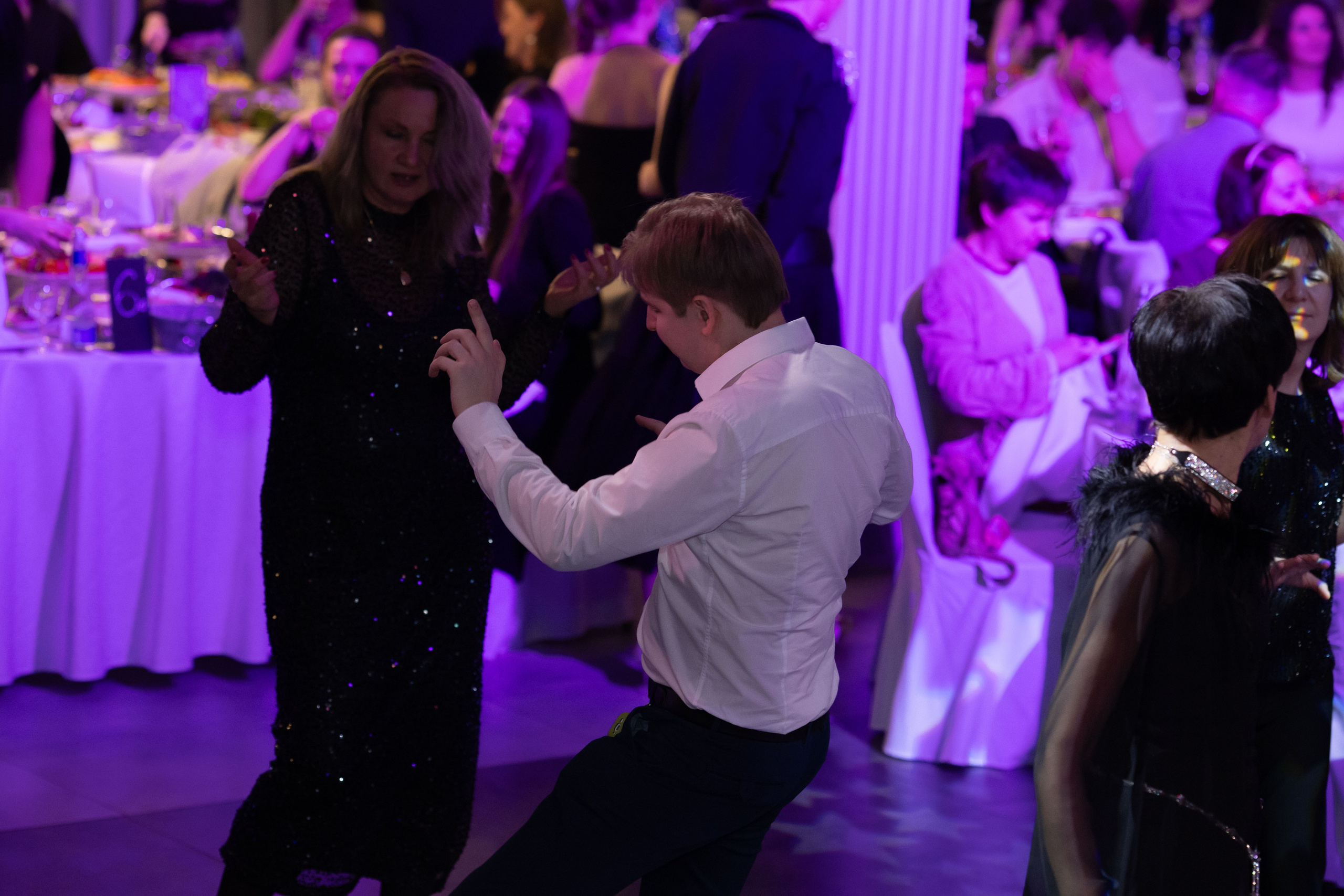 Корпоратив ресторан Времена года Москва. Семейный и детский фотограф Анна Петракова