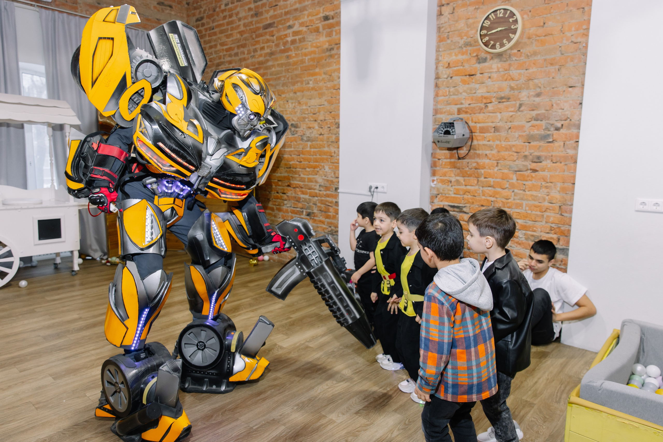 День рождения Эрика и Эмиля 6 лет. Свадебный фотограф в Новосибирске Лидия Александровна