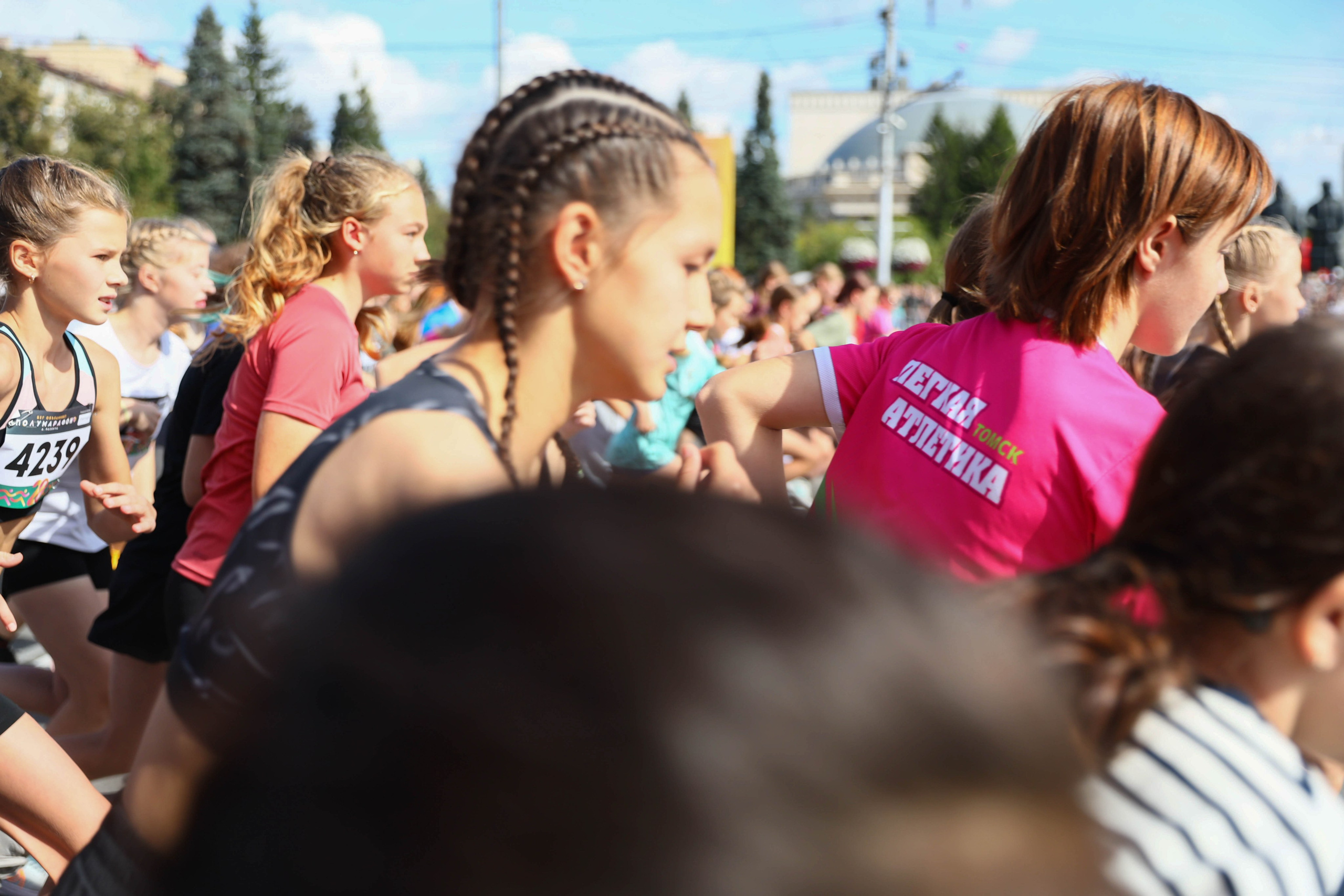Полумарафон А. Раевича 2025. Репортажный фотограф в Новосибирске Алена Помазунова