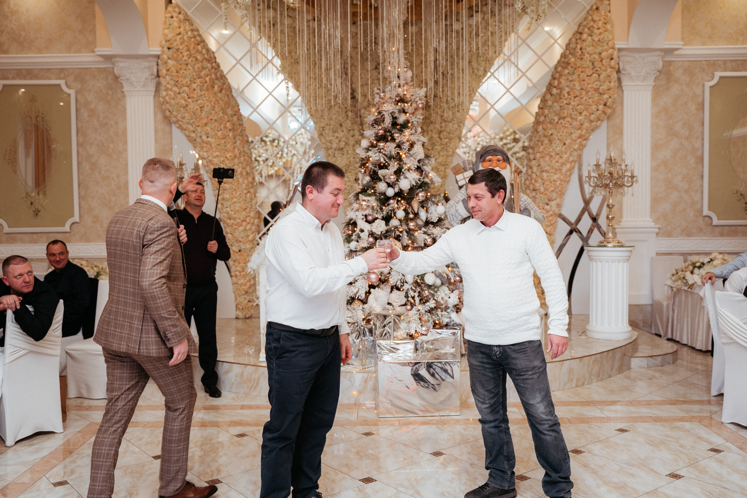 Новый год (РЭС). Свадебный фотограф в Симферополе