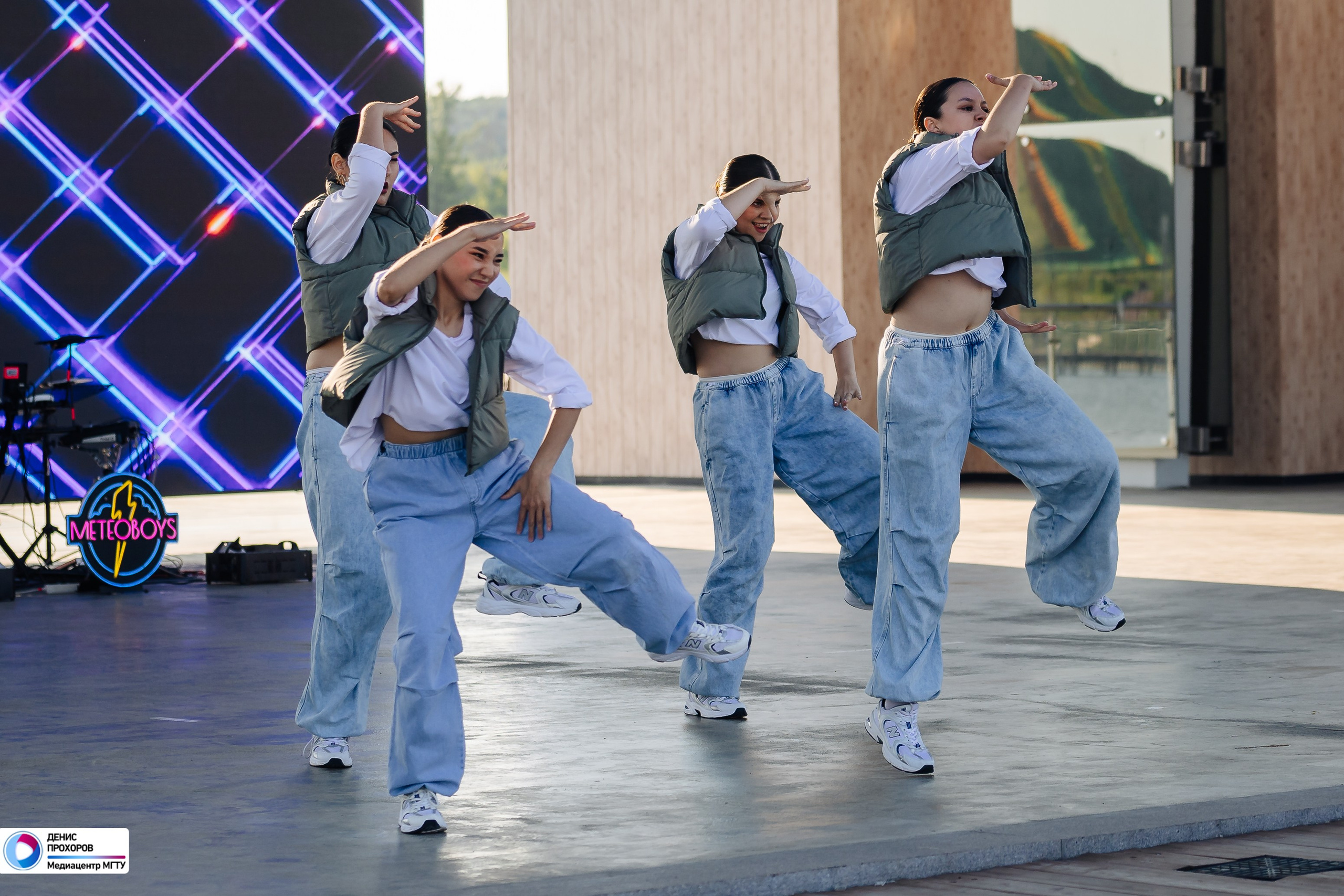 Выпускной МГТУ им. Г. И. Носова — 2024 // 17.07.2024. Денис Прохоров Фотограф в г. Магнитогорск