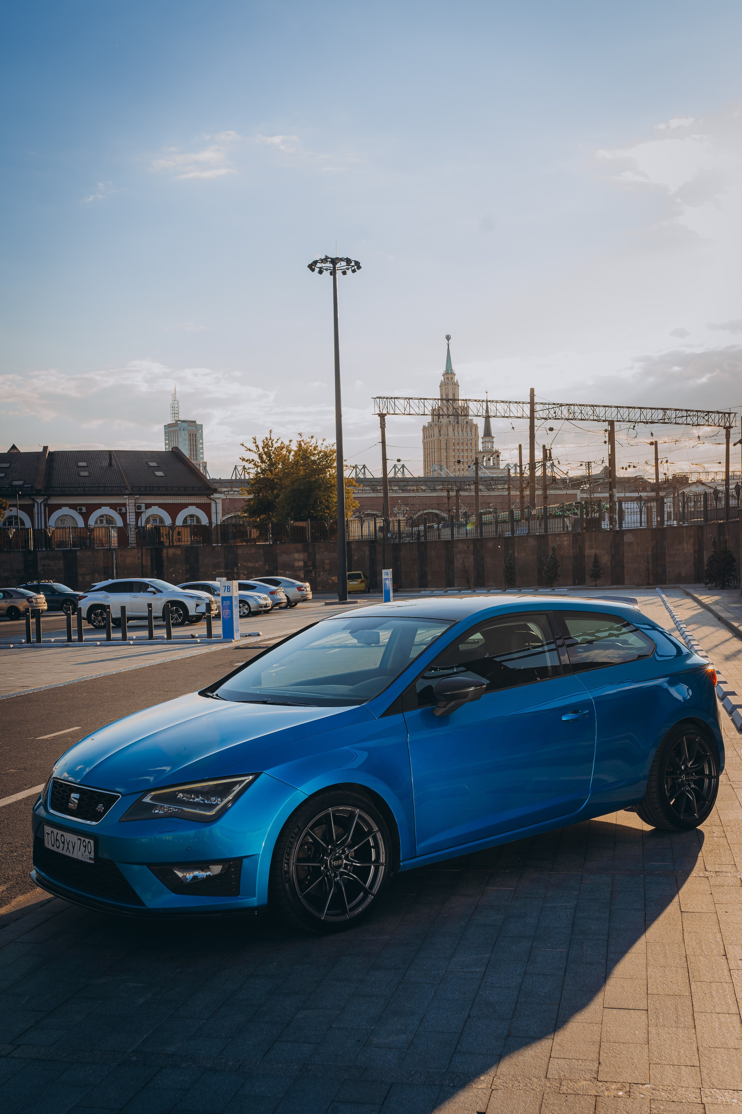 Seat leon. Фотограф Торопец Кристина Абрамова Kanwellia photography