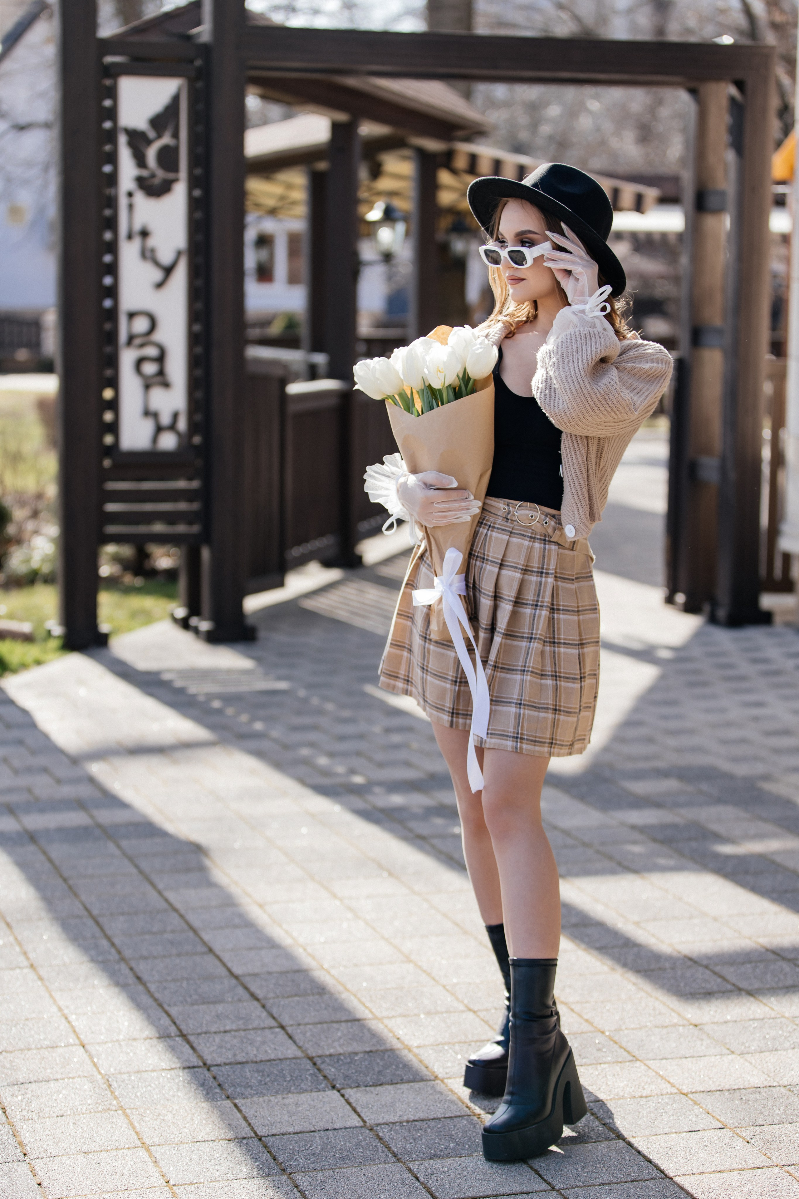 В кадре весна. Видеосьемка, фотосьемка свадеб, юбилеев, утренников в Краснодарском кр