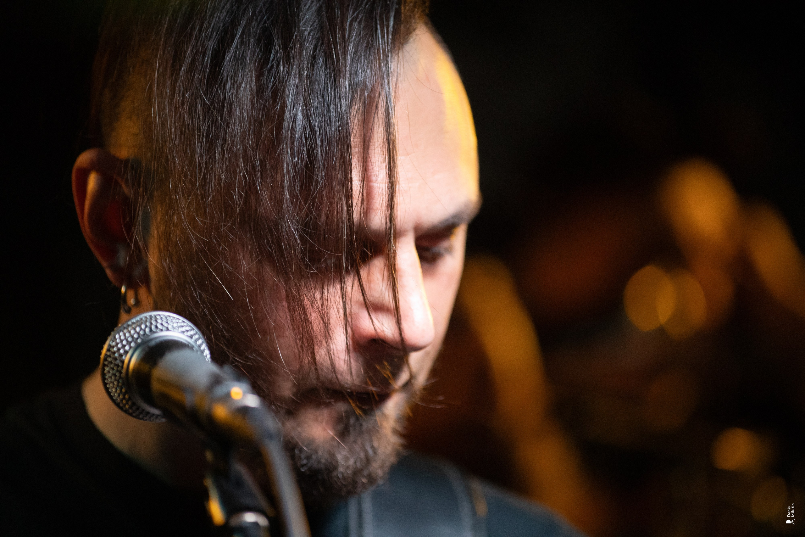 Рядом Ассенизаторы. Портретный фотограф Денис Милютин