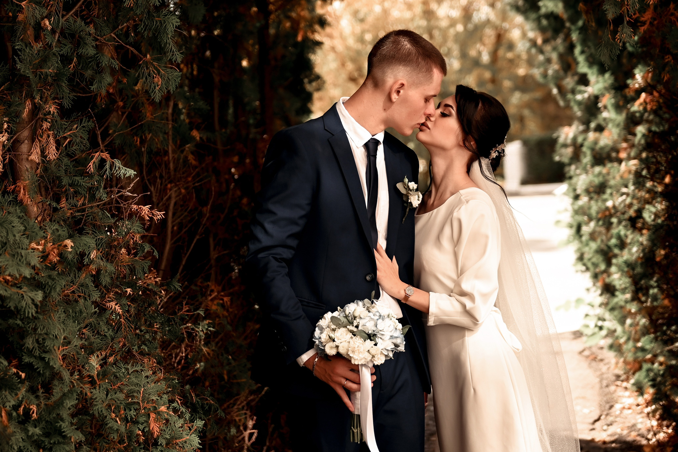 Небольшая часть фото со свадебной съемки Алексея и Даши. Свадебный, семейный, детский, контент фотограф в Омске Максим Ильин