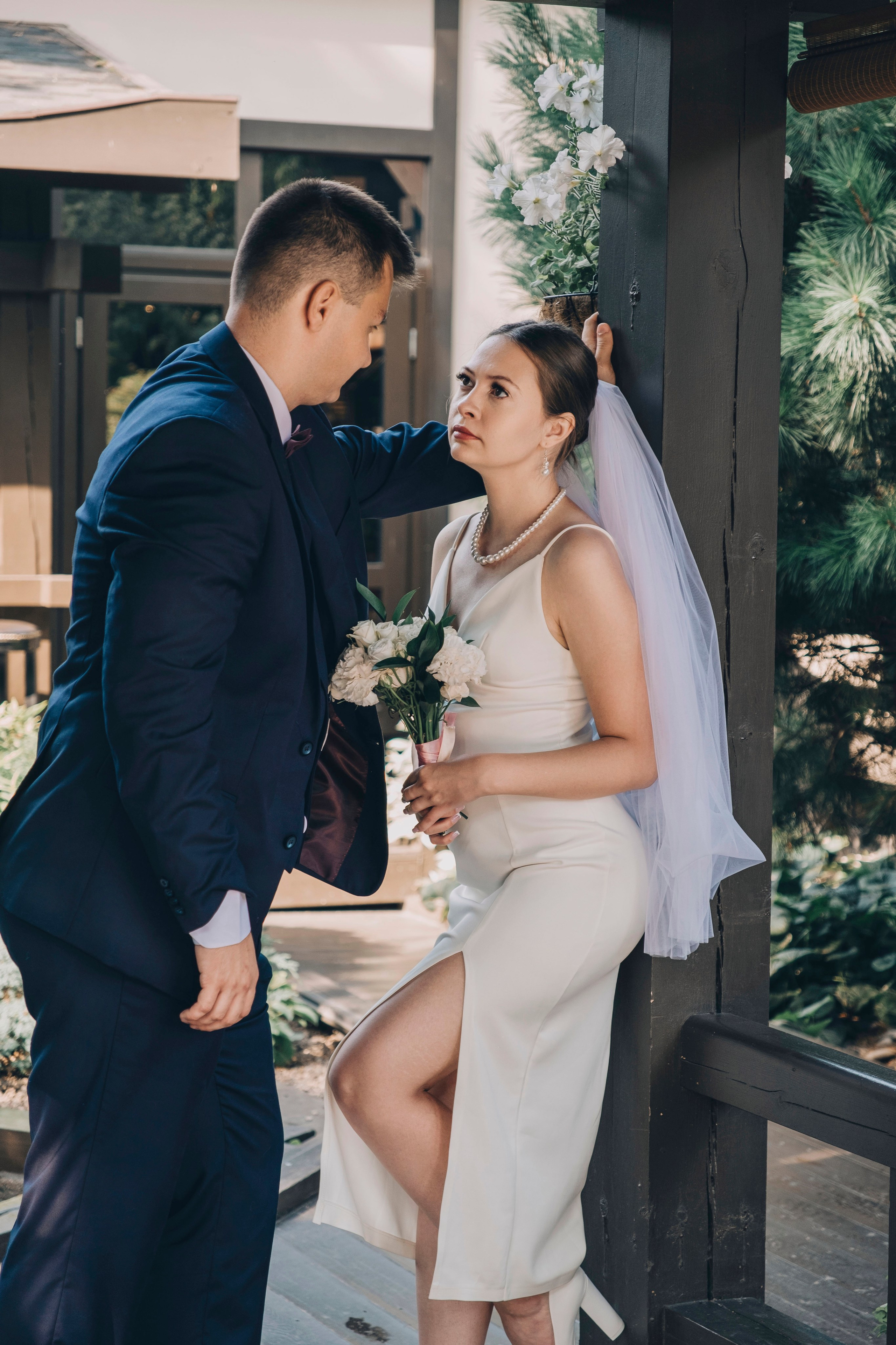 Свадебная прогулка в городе. Фотограф в Иркутске Анна Мирошникова