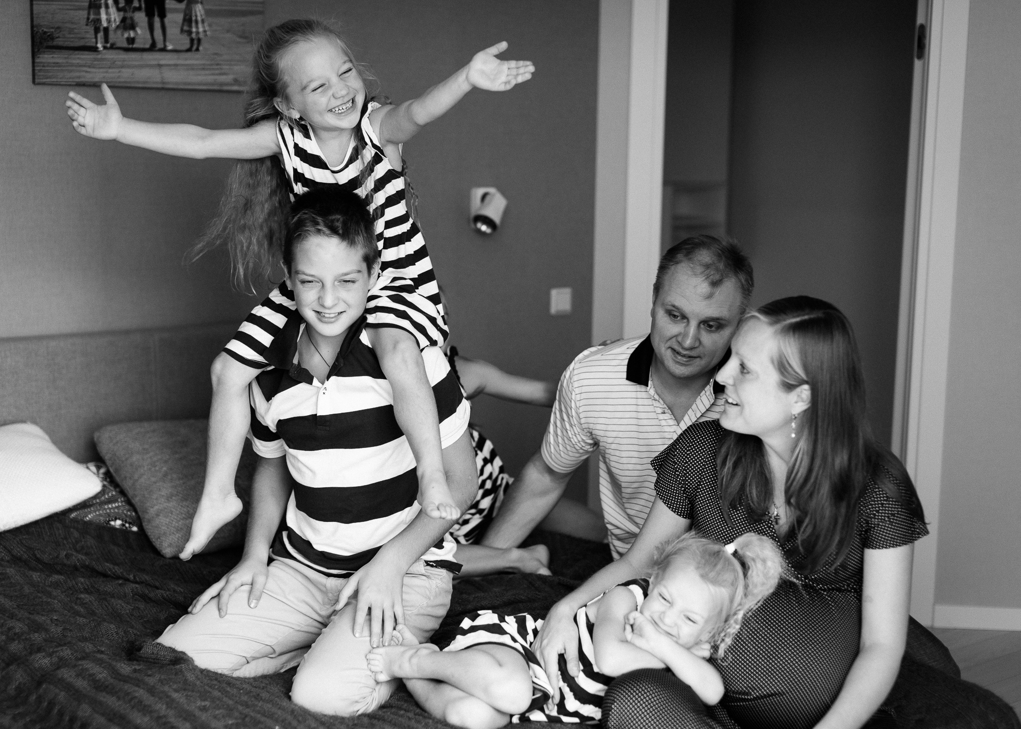 Большая семья в ожидании пятого чуда. Семейный и детский фотограф в Санкт-Петербурге Марина Сергеева