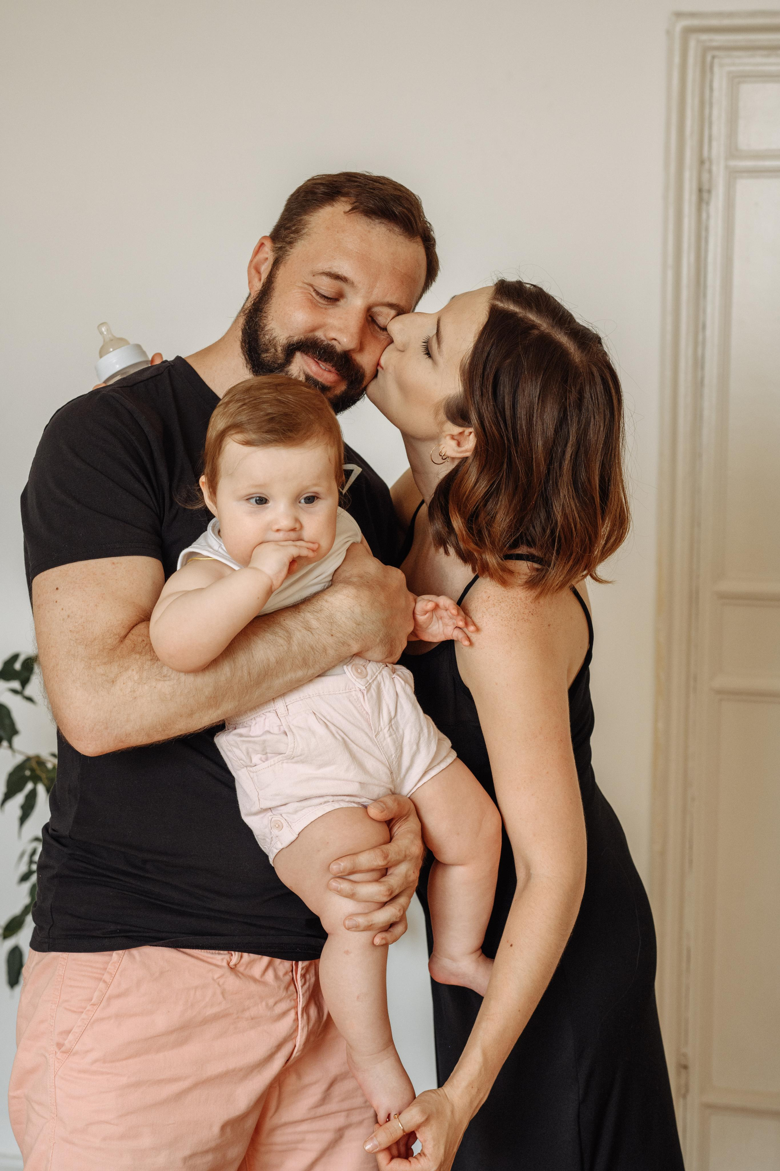 Ефим, Полина и малышка Зоя. МАРГАРИТА КУДРЯШОВА СВАДЕБНЫЙ И СЕМЕЙНЫЙ ФОТОГРАФ ТВЕРЬ МОСКВА