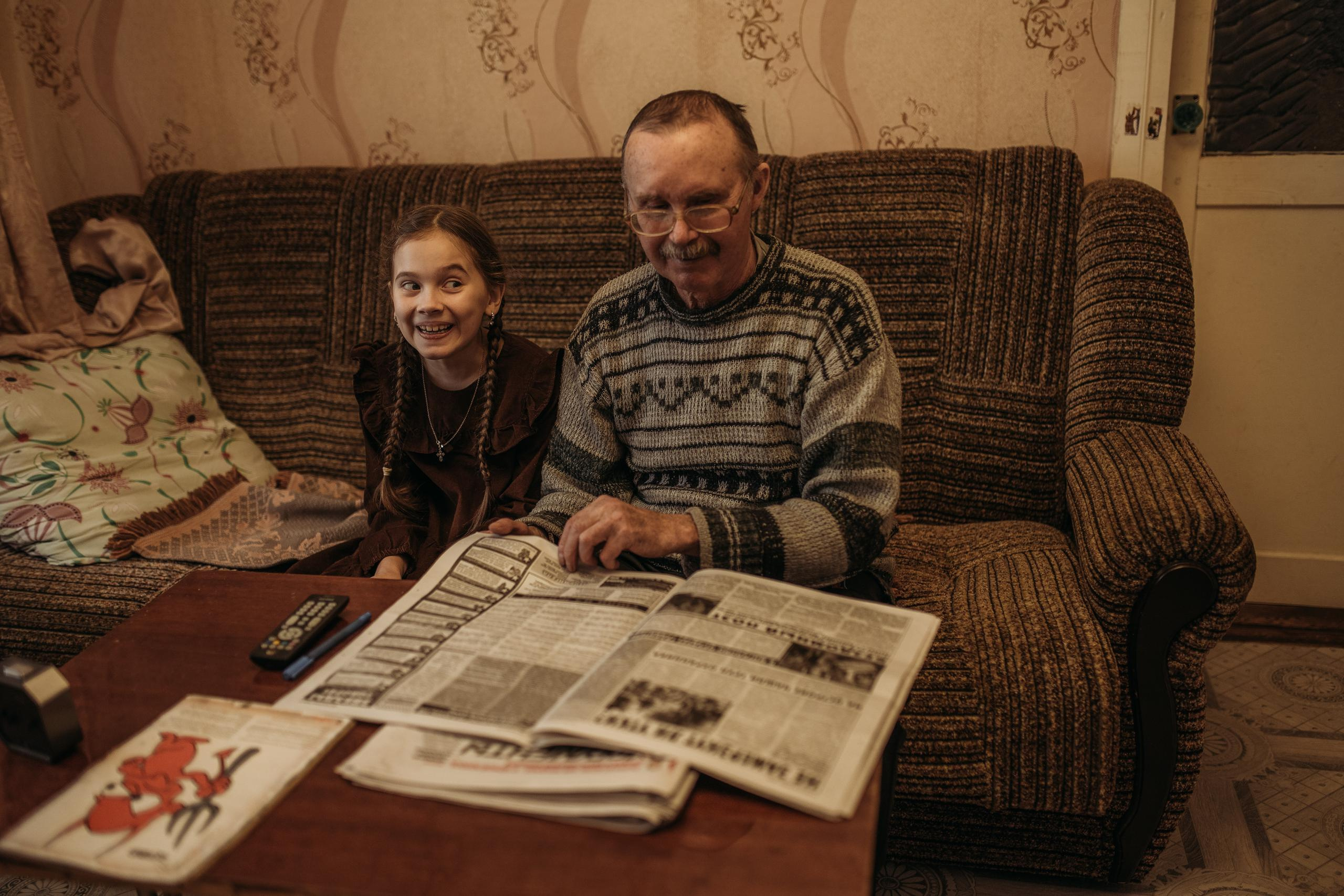 У дедушки. МАРГАРИТА КУДРЯШОВА СВАДЕБНЫЙ И СЕМЕЙНЫЙ ФОТОГРАФ ТВЕРЬ МОСКВА