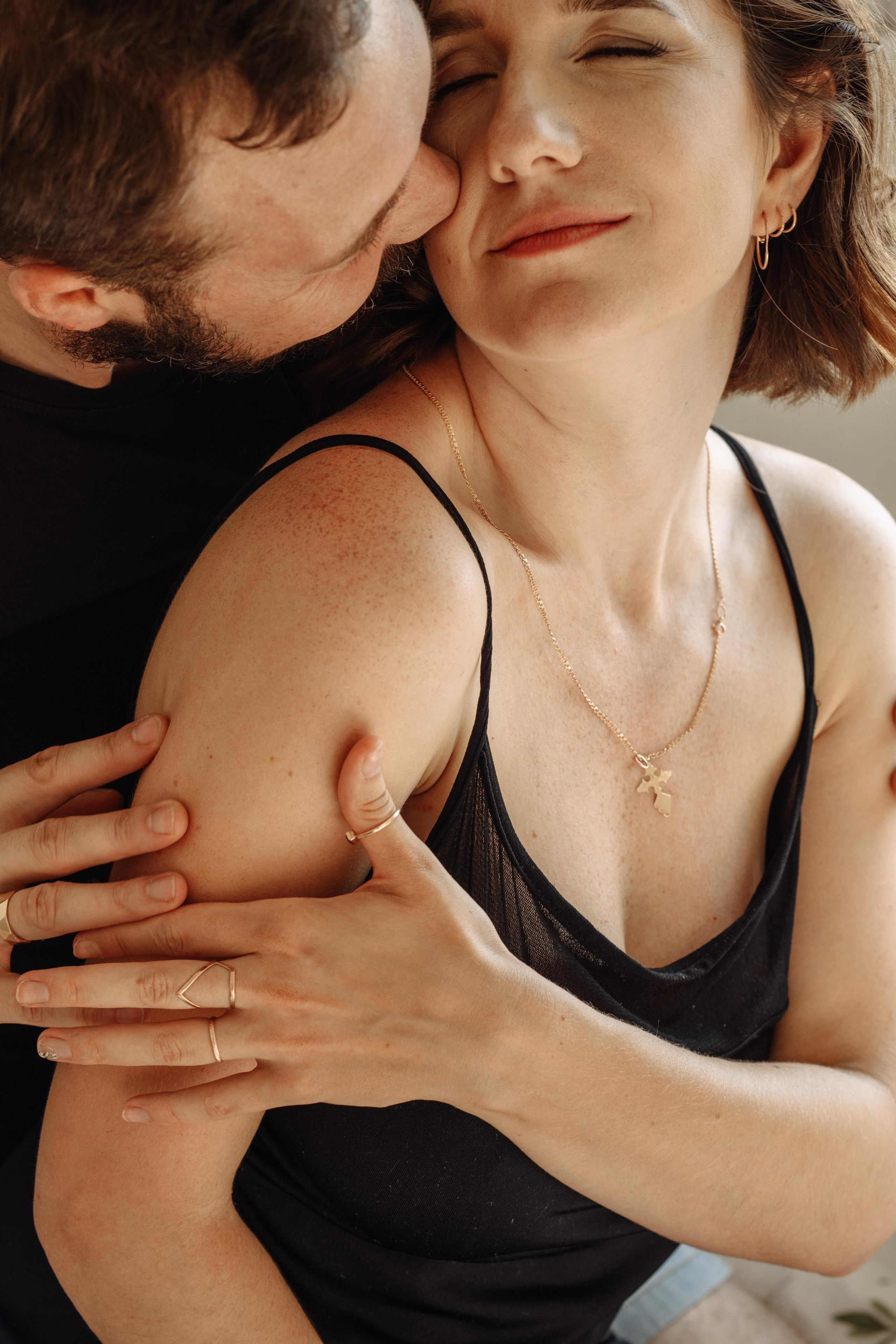 Ефим, Полина и малышка Зоя. МАРГАРИТА КУДРЯШОВА СВАДЕБНЫЙ И СЕМЕЙНЫЙ ФОТОГРАФ ТВЕРЬ МОСКВА