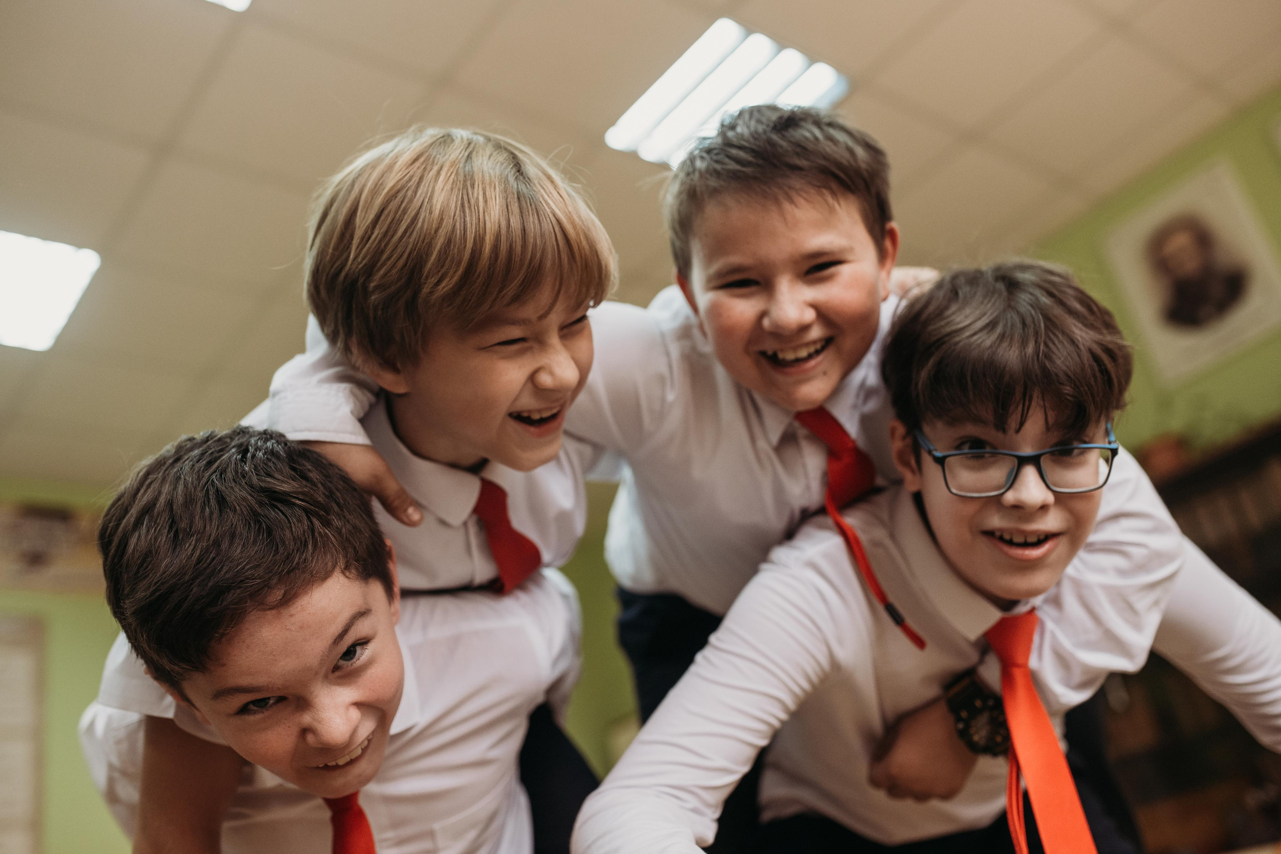 ТВЕРСКОЙ ЛИЦЕЙ 6 КЛАСС. МАРГАРИТА КУДРЯШОВА СВАДЕБНЫЙ И СЕМЕЙНЫЙ ФОТОГРАФ ТВЕРЬ МОСКВА