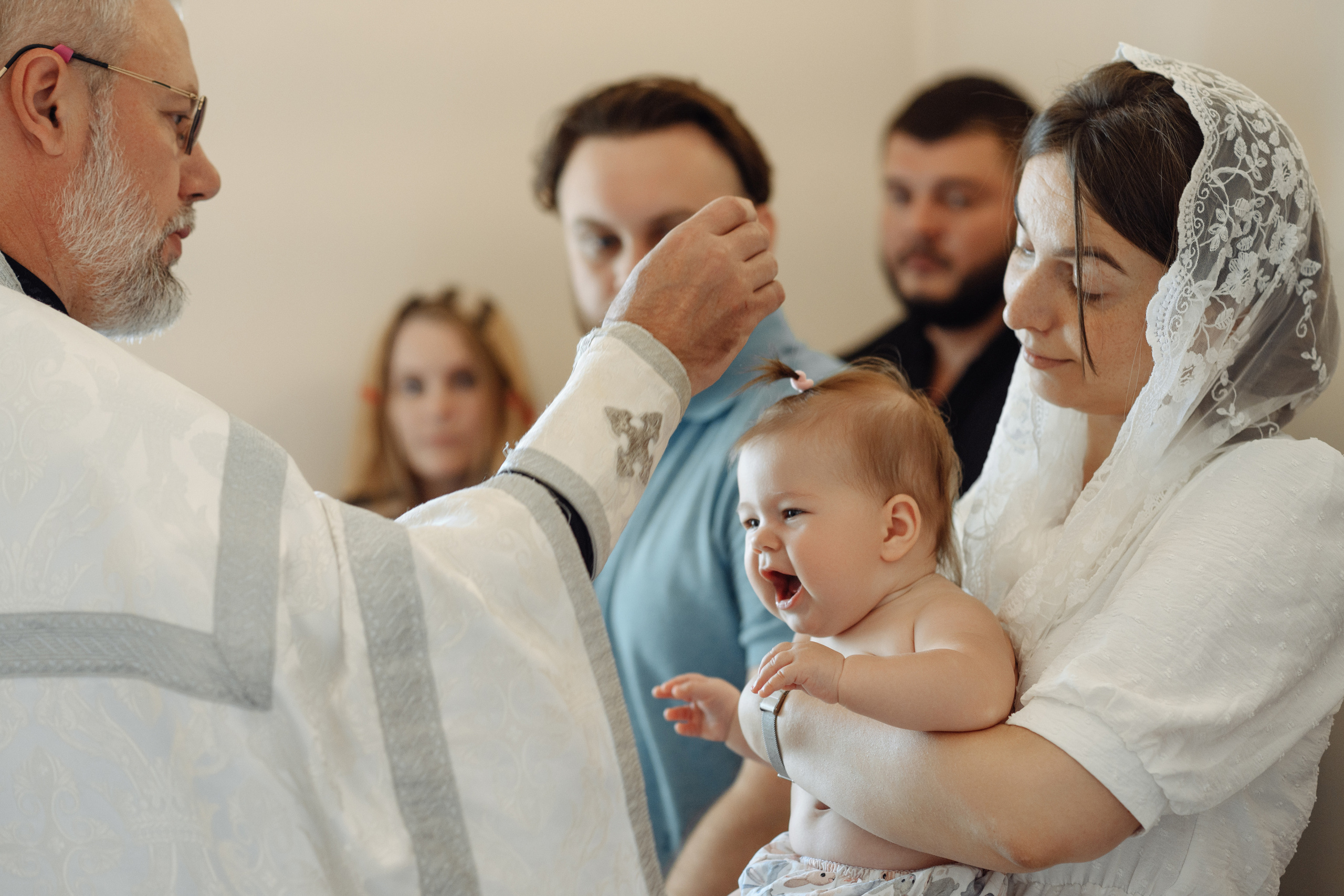 Крещение Карины. МАРГАРИТА КУДРЯШОВА СВАДЕБНЫЙ И СЕМЕЙНЫЙ ФОТОГРАФ ТВЕРЬ МОСКВА