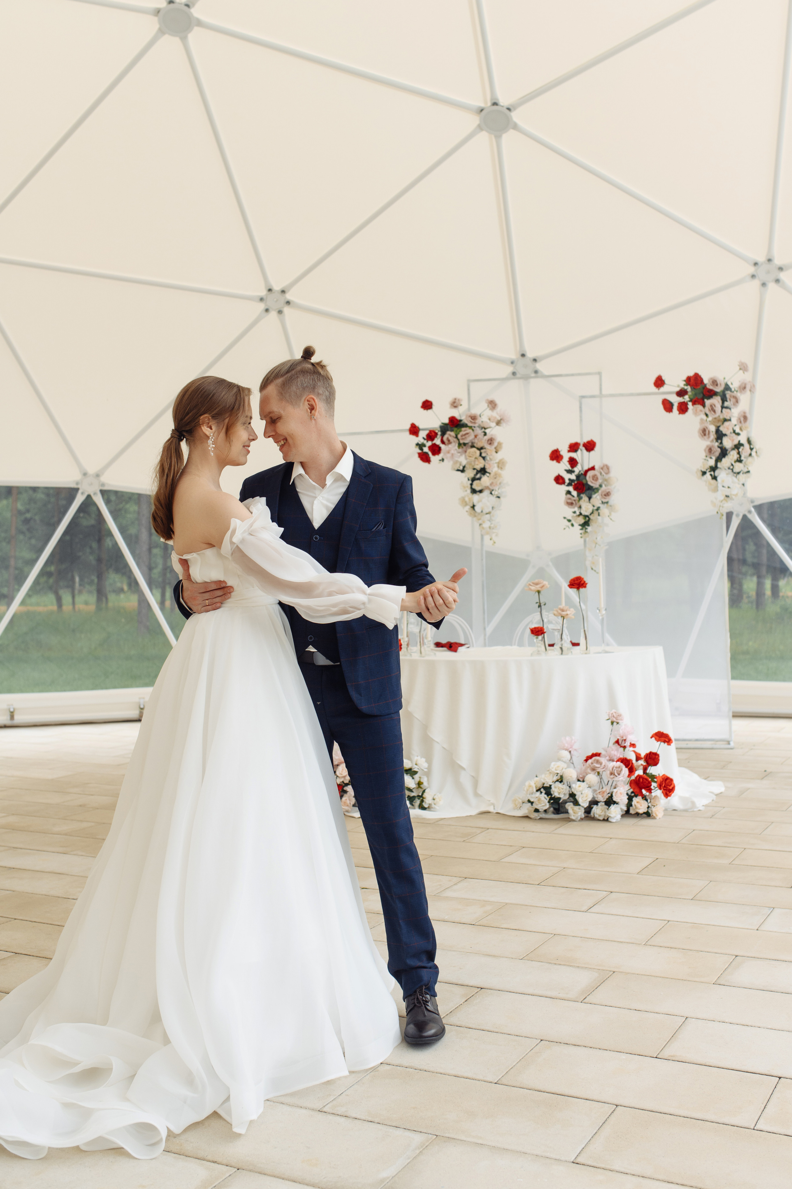 Лёша и Соня СФЕРА. МАРГАРИТА КУДРЯШОВА СВАДЕБНЫЙ И СЕМЕЙНЫЙ ФОТОГРАФ ТВЕРЬ МОСКВА