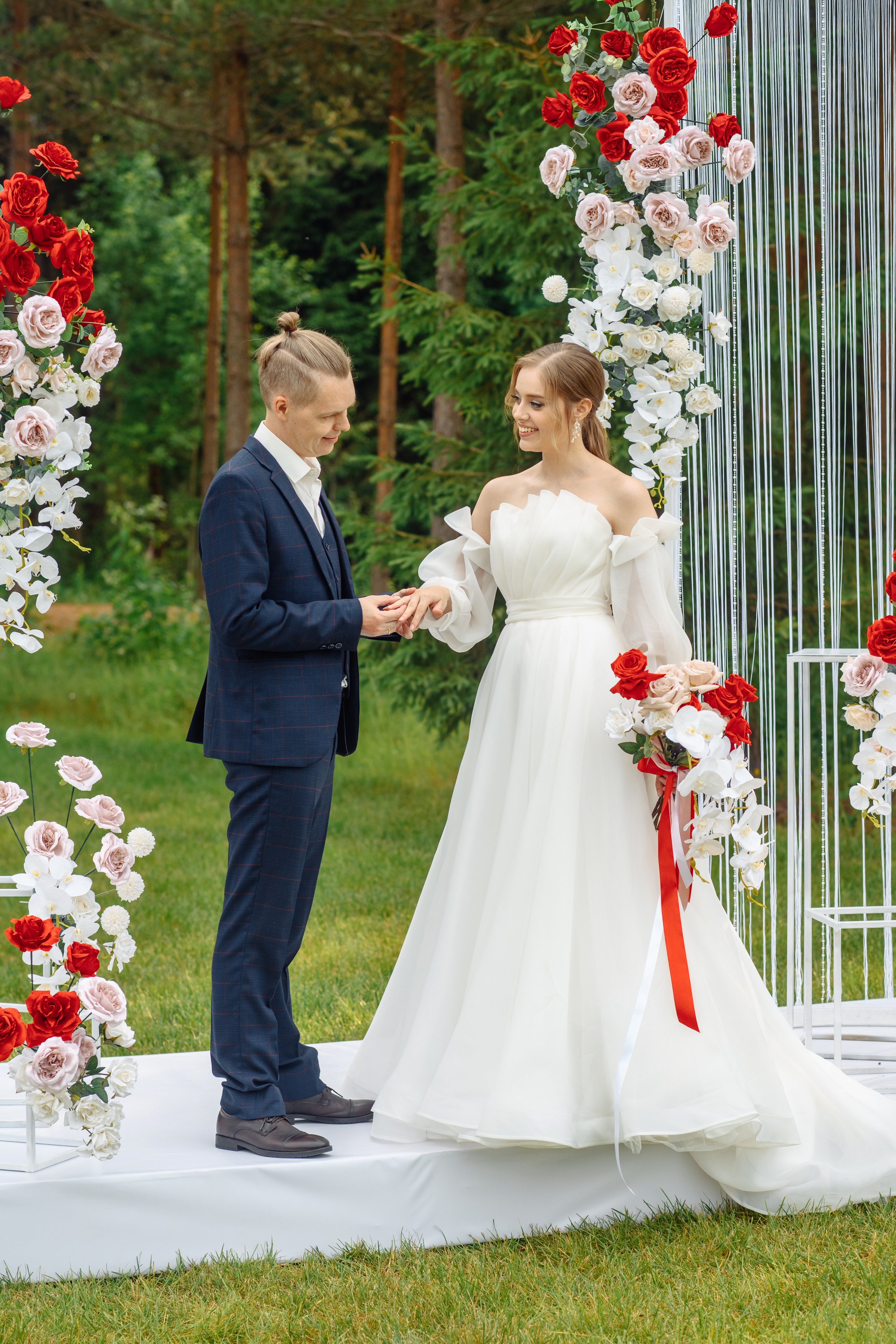 Лёша и Соня СФЕРА. МАРГАРИТА КУДРЯШОВА СВАДЕБНЫЙ И СЕМЕЙНЫЙ ФОТОГРАФ ТВЕРЬ МОСКВА