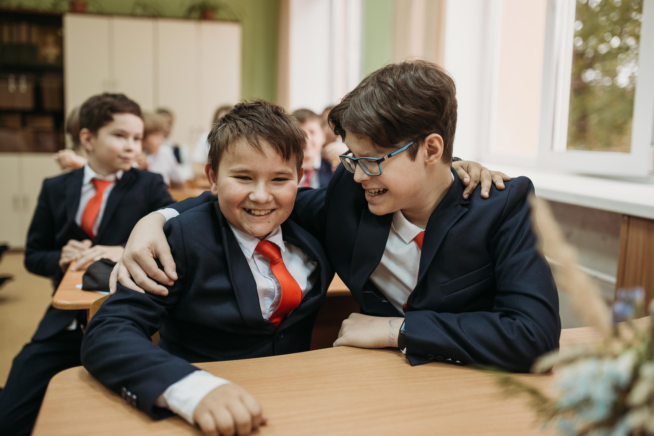 ТВЕРСКОЙ ЛИЦЕЙ 6 КЛАСС. МАРГАРИТА КУДРЯШОВА СВАДЕБНЫЙ И СЕМЕЙНЫЙ ФОТОГРАФ ТВЕРЬ МОСКВА