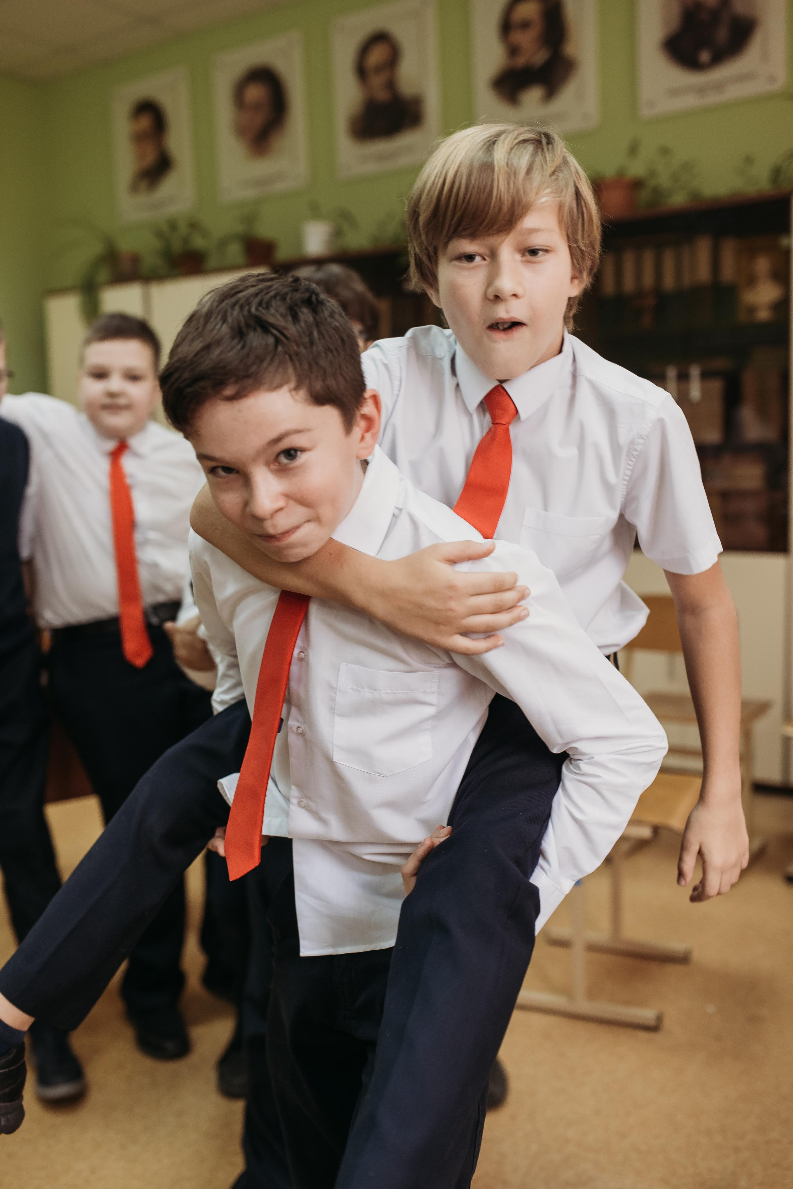 ТВЕРСКОЙ ЛИЦЕЙ 6 КЛАСС. МАРГАРИТА КУДРЯШОВА СВАДЕБНЫЙ И СЕМЕЙНЫЙ ФОТОГРАФ ТВЕРЬ МОСКВА