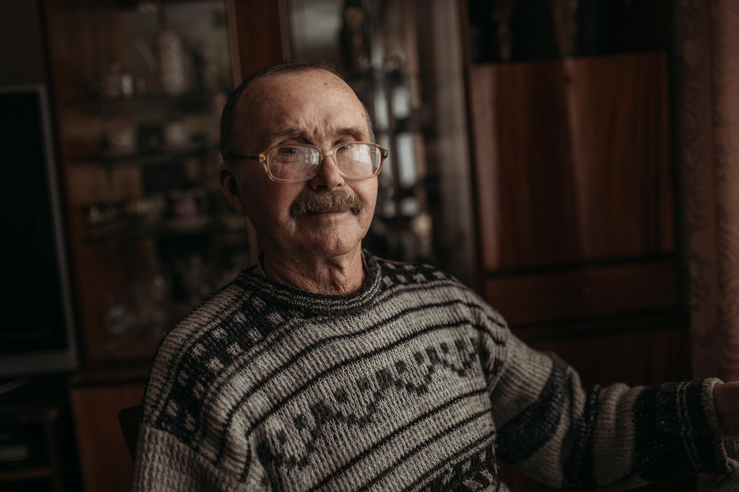 У дедушки. МАРГАРИТА КУДРЯШОВА СВАДЕБНЫЙ И СЕМЕЙНЫЙ ФОТОГРАФ ТВЕРЬ МОСКВА