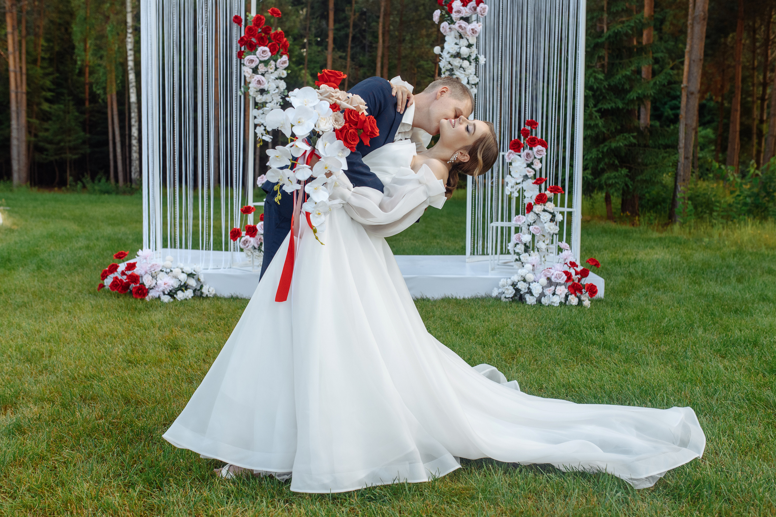 Лёша и Соня СФЕРА. МАРГАРИТА КУДРЯШОВА СВАДЕБНЫЙ И СЕМЕЙНЫЙ ФОТОГРАФ ТВЕРЬ МОСКВА