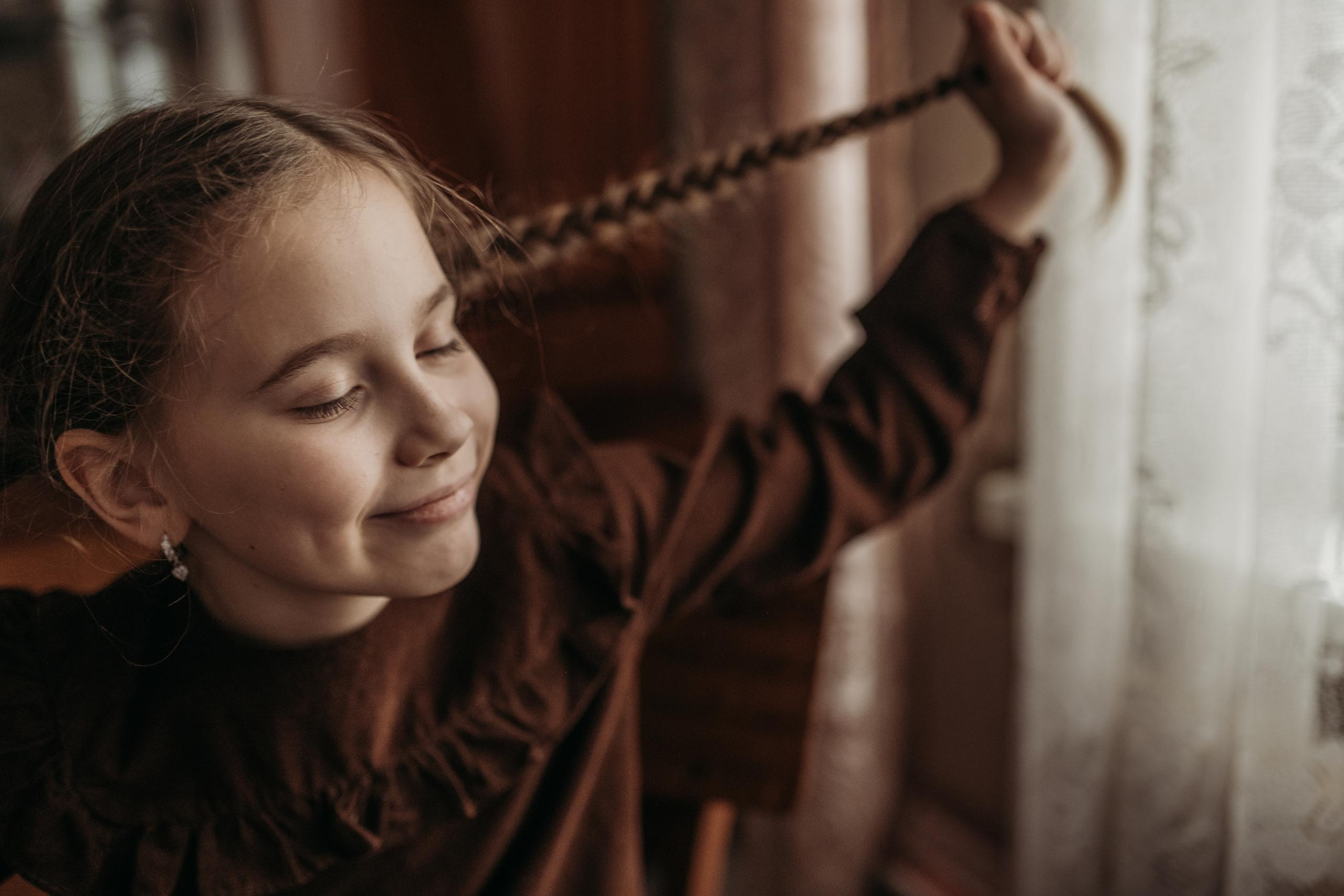 У дедушки. МАРГАРИТА КУДРЯШОВА СВАДЕБНЫЙ И СЕМЕЙНЫЙ ФОТОГРАФ ТВЕРЬ МОСКВА