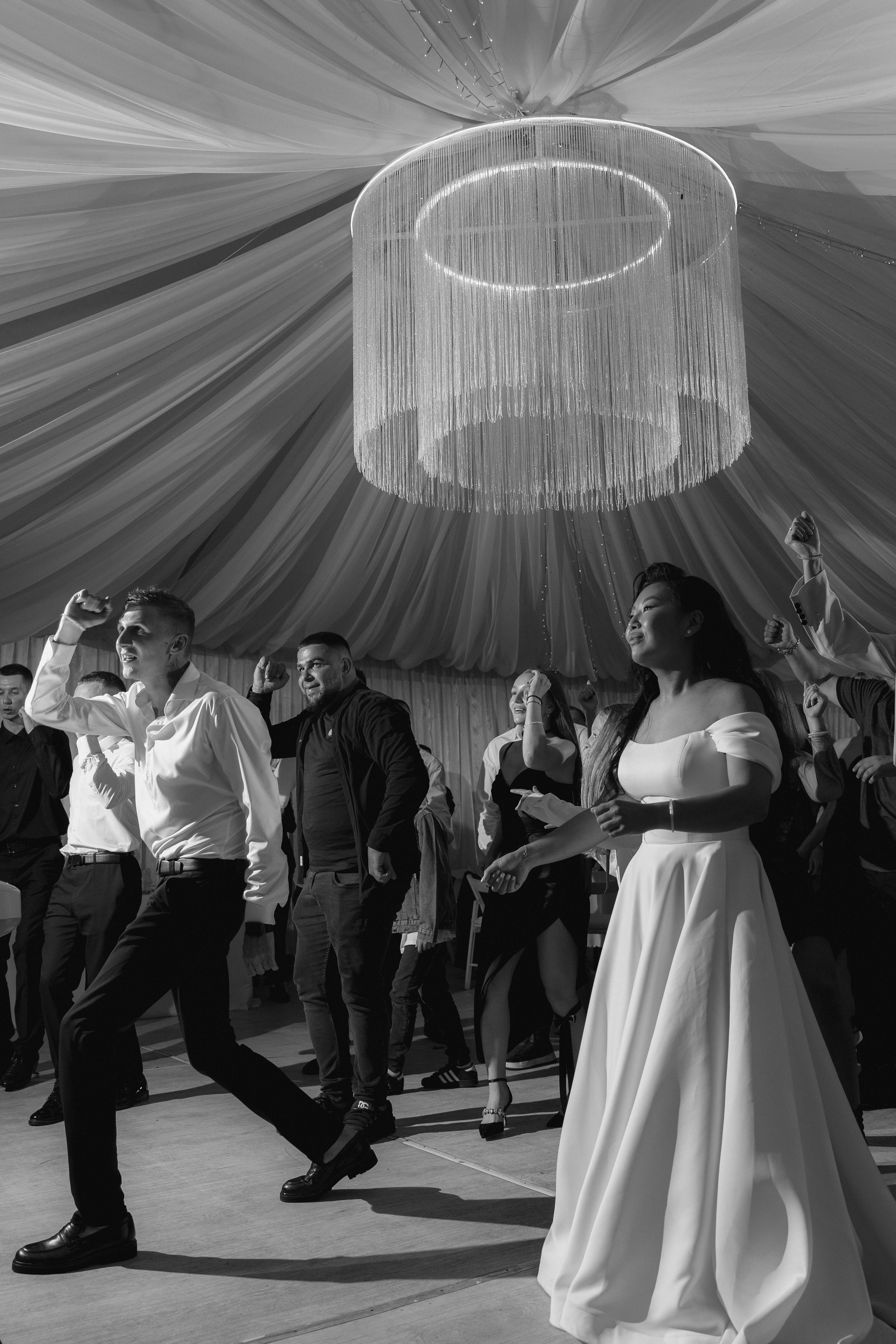 Свадьба на площадке "Орион" Владивосток. Организация свадеб и других мероприятий во Владивостоке от «Рядом быть»