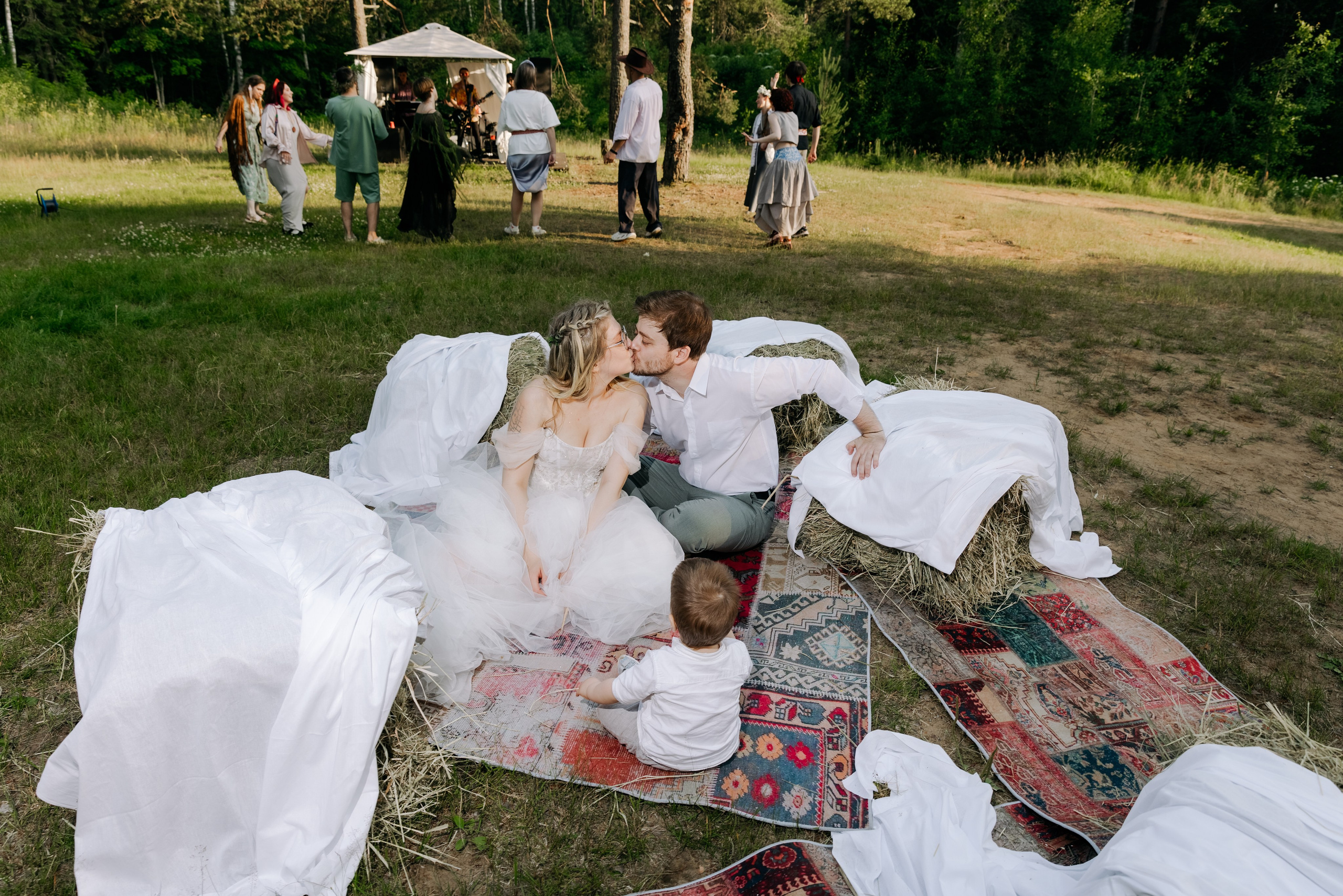 «Суженый, ряженый, приди ко мне наряженный». Свадебный и репортажный фотограф в Санкт-Петербурге