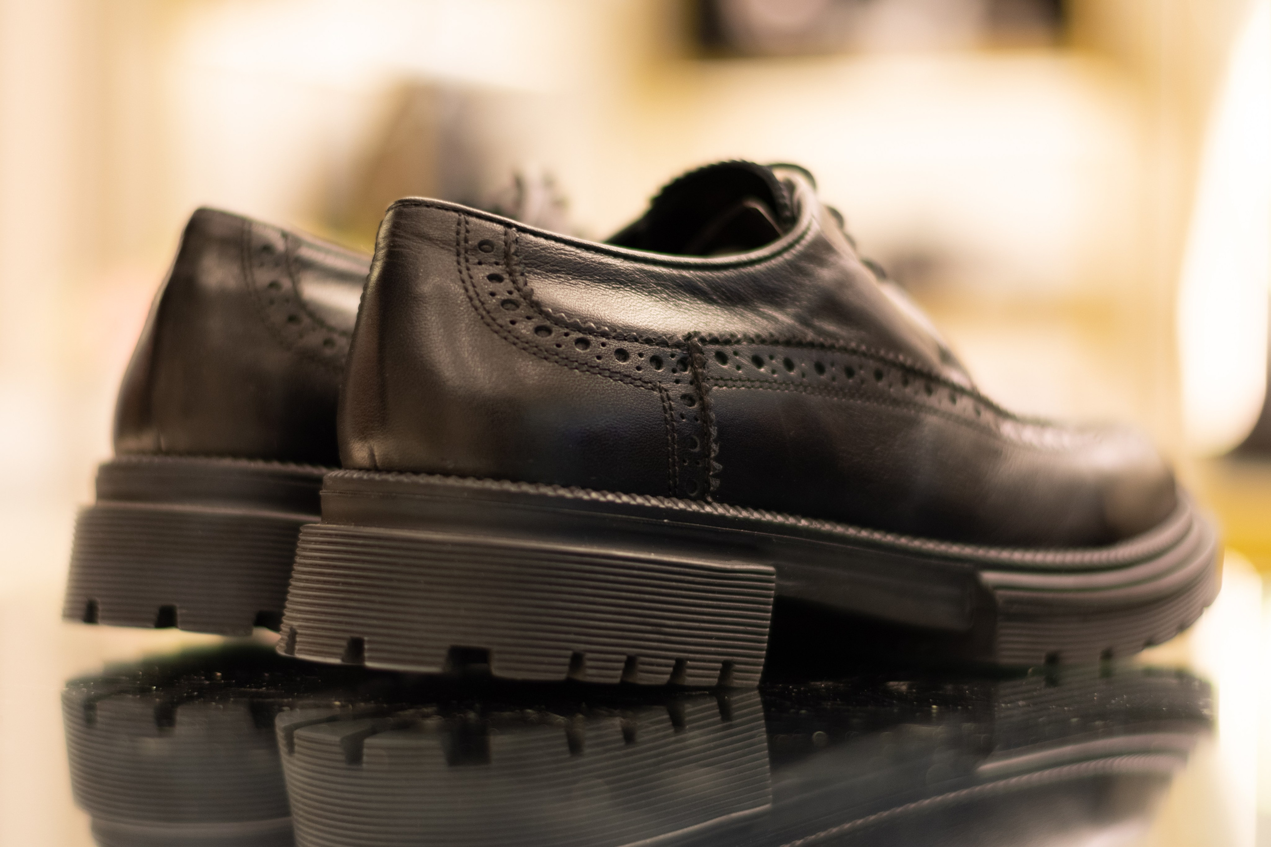 Для организаций. Предметная фотосессия для обувного магазина Capsula. Фотограф/видеограф Богдан Голованов