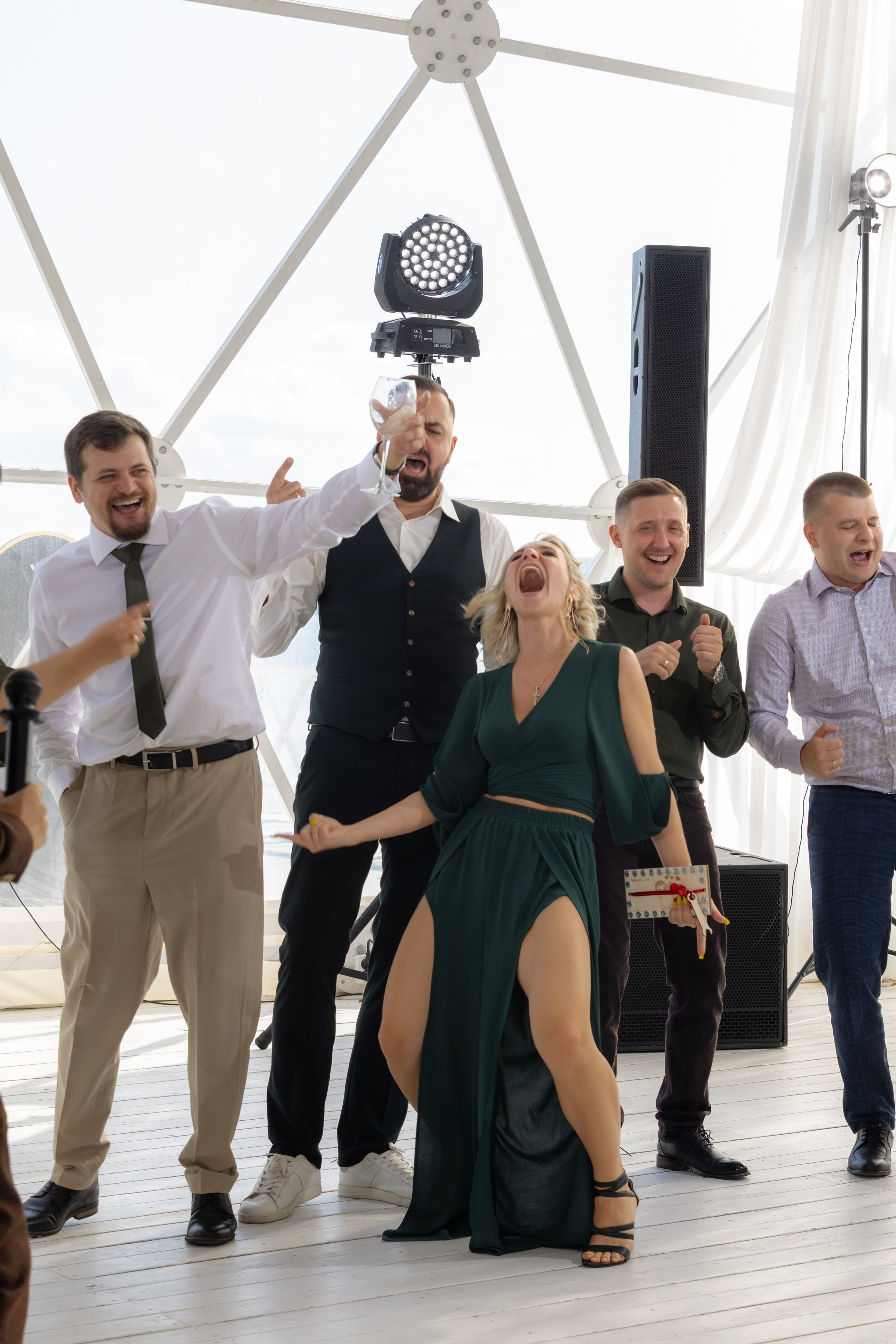 Саша и Алина. Главная