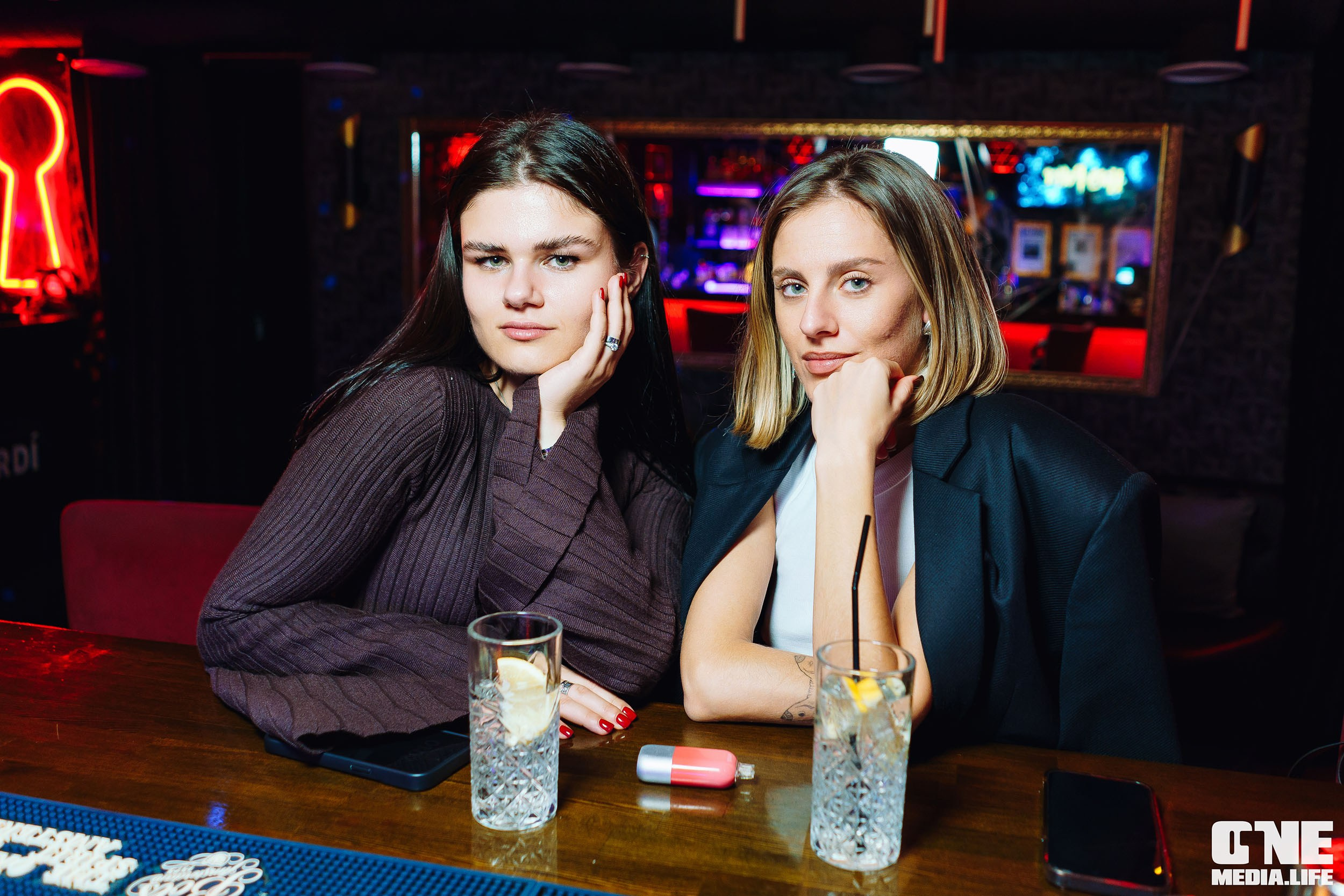 Фоторепортаж из Secret Bar. One Media Life: фоторепортажи, фотоотчеты с мероприятий и заведений