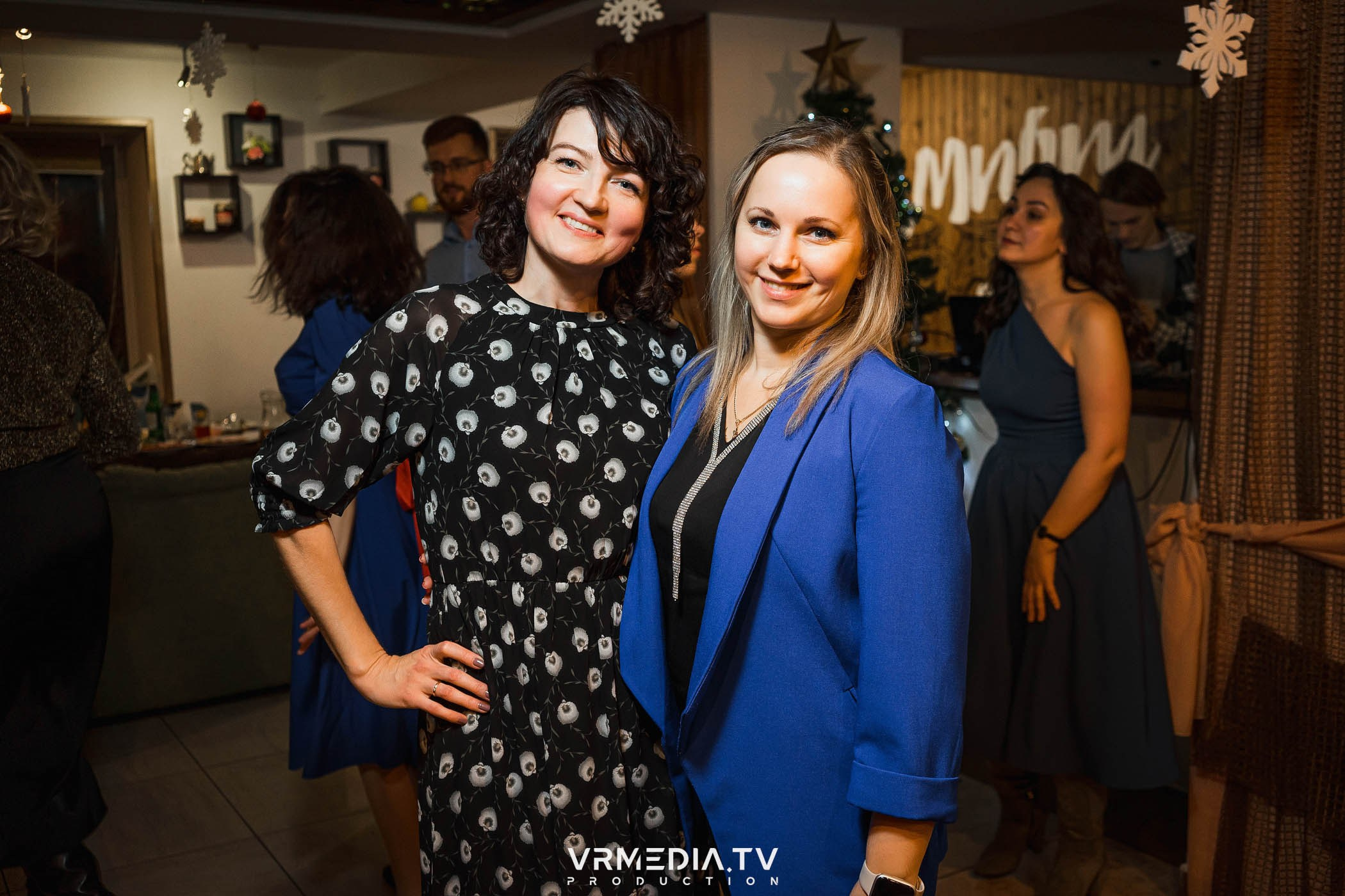 Новогодний вечер в кафе «кАмпот»