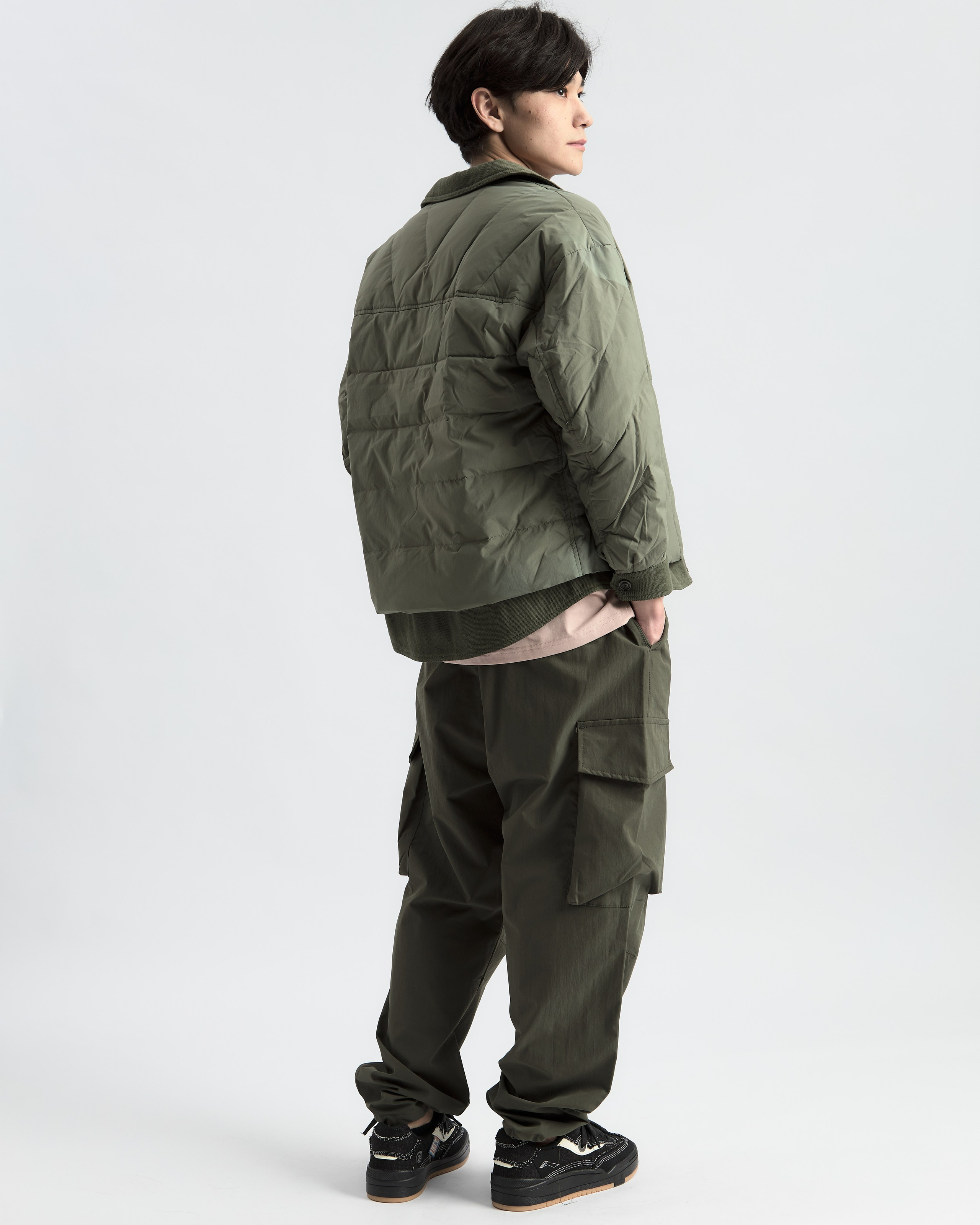 Одежда. Предметная фотосъемка в Алматы. Предметный фотограф для маркетплейстов Артур Ахмадиев