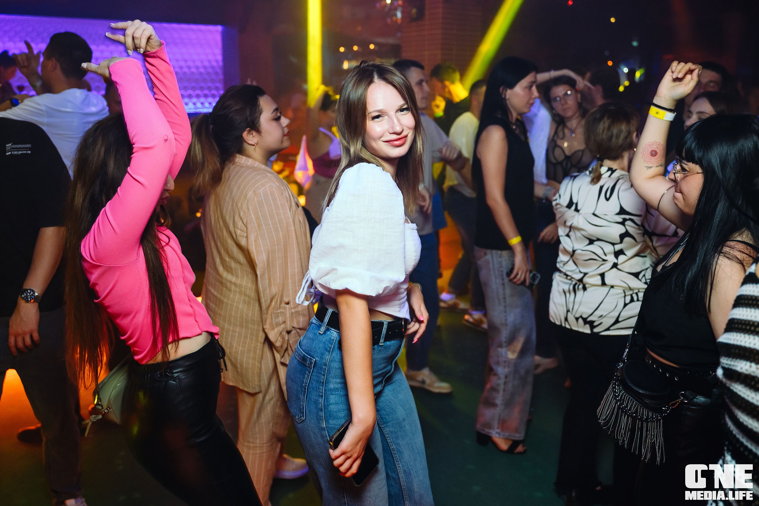 Фоторепортаж из РК Планета. One Media Life: фоторепортажи, фотоотчеты с мероприятий и заведений