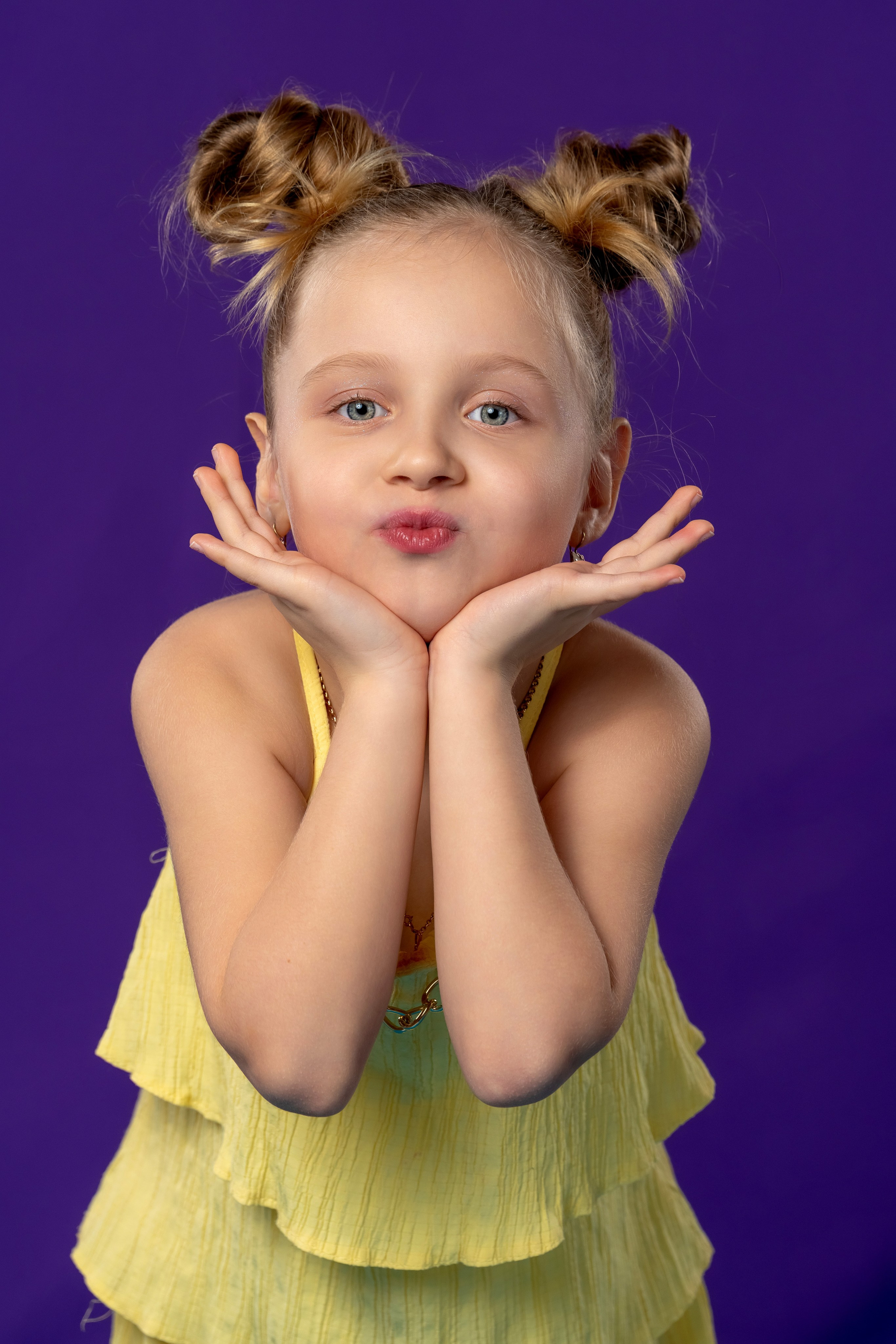 Студийная съемка. Фотограф г. Славянск-на-Кубани