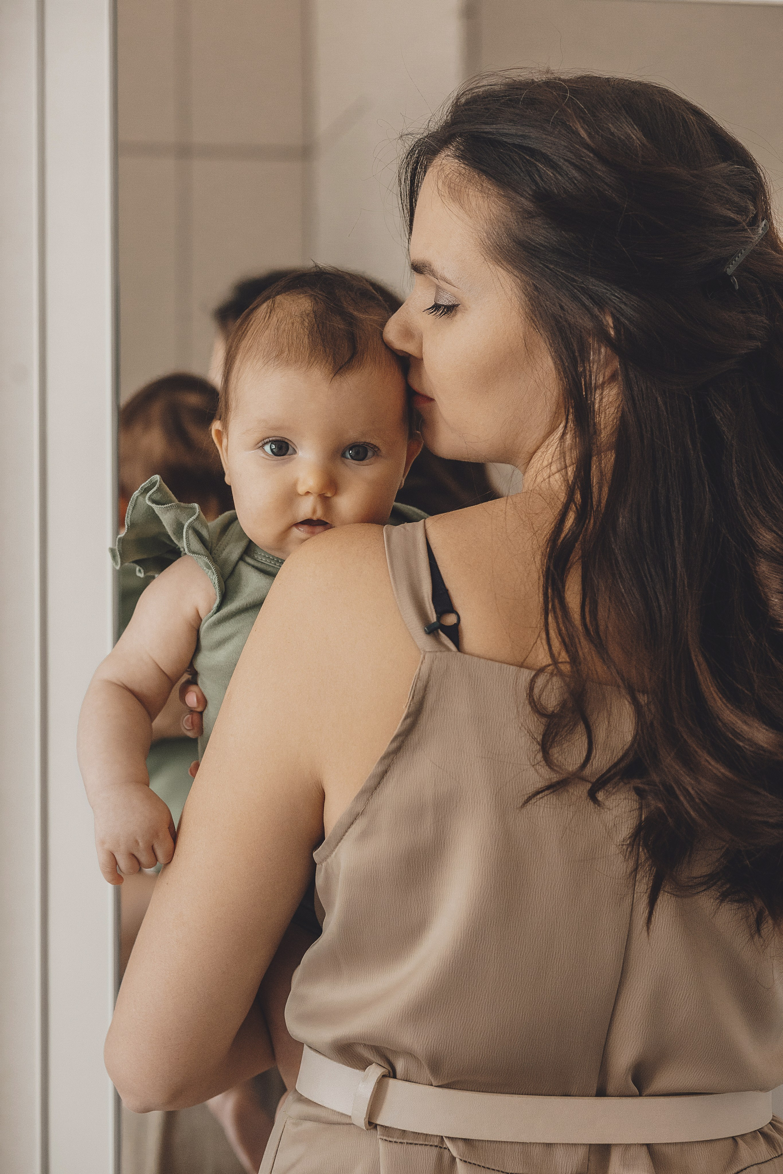 Съемка новорожденных малышей в Москве. Семейный и женский фотограф в Москве Надежда Воробьева