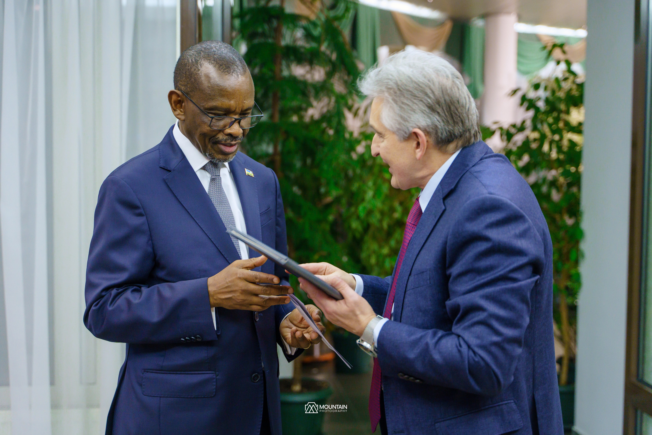 Rwanda 60 years celebratin of diplomatic relation with Russia. Я занимаюсь событийной, свадебной, товарной, студийной… фотографией