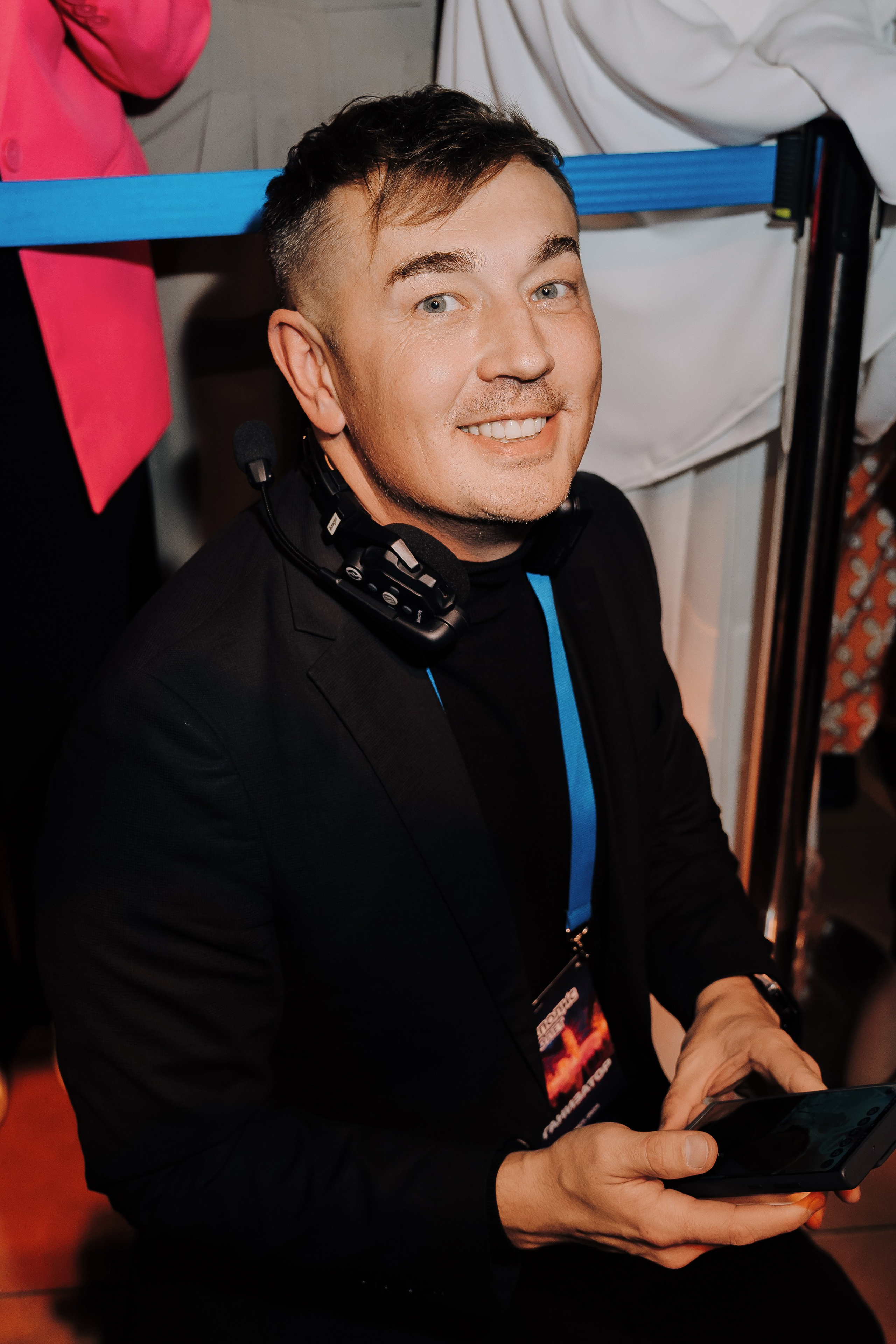 20 ЛЕТ МЕГАПОЛИС ЧЕЛЯБИНСК ХЕДЛАЙНЕР ЕЛКА. Репортажный фотограф Зуев Роман г. Челябинск