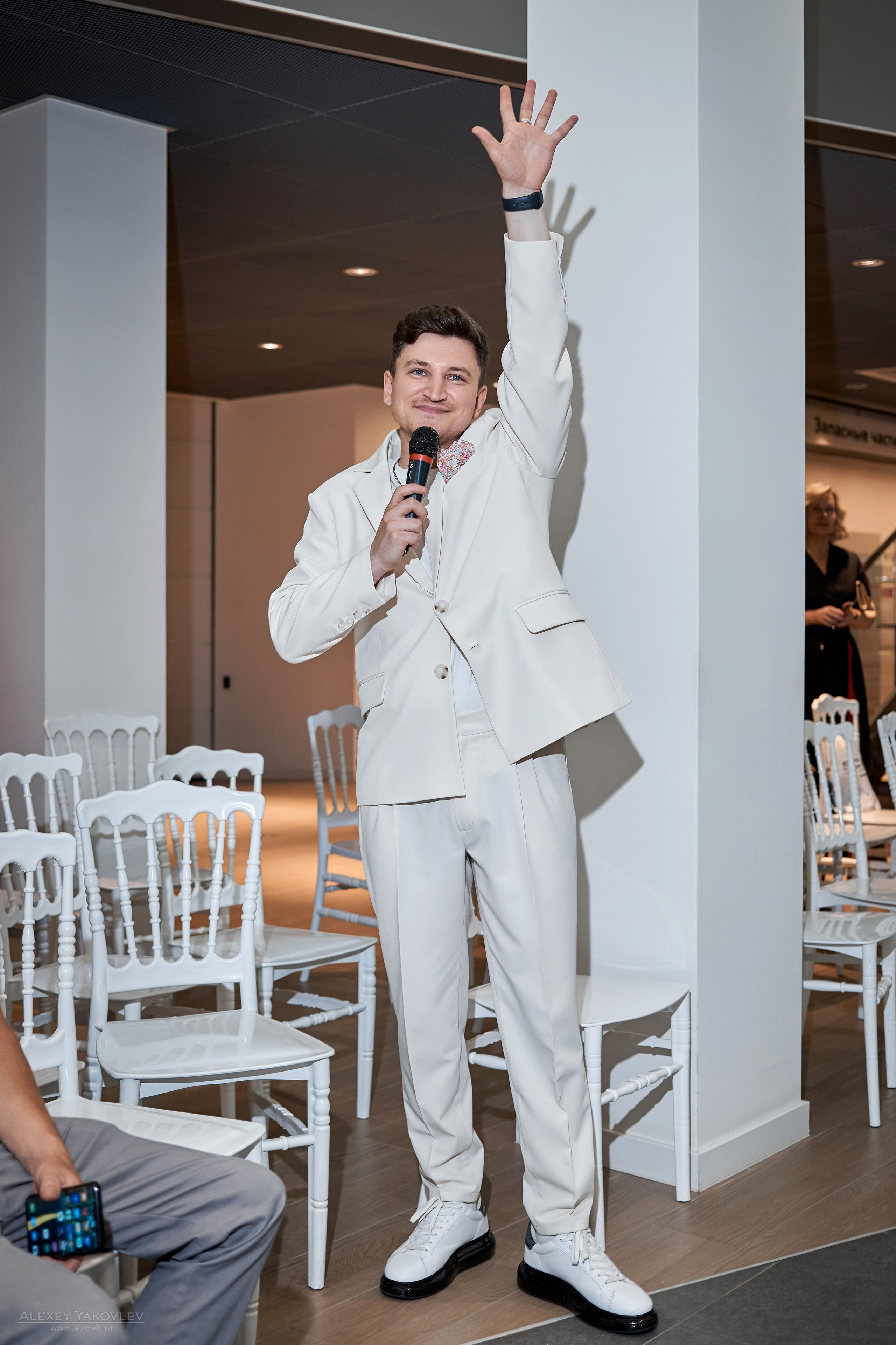 Модный показ PRE-FALL модельной школы Modeling+. Фотограф Алексей Яковлев