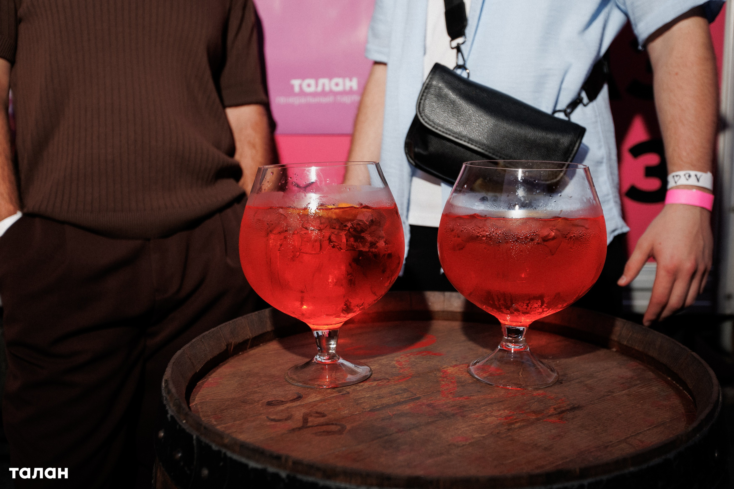 ВИНОТЕКА [бар+магаз] — BIRTHDAY PARTY. СВОИ. ФОТООТЧЕТЫ-СОБЫТИЯ-МЕСТА