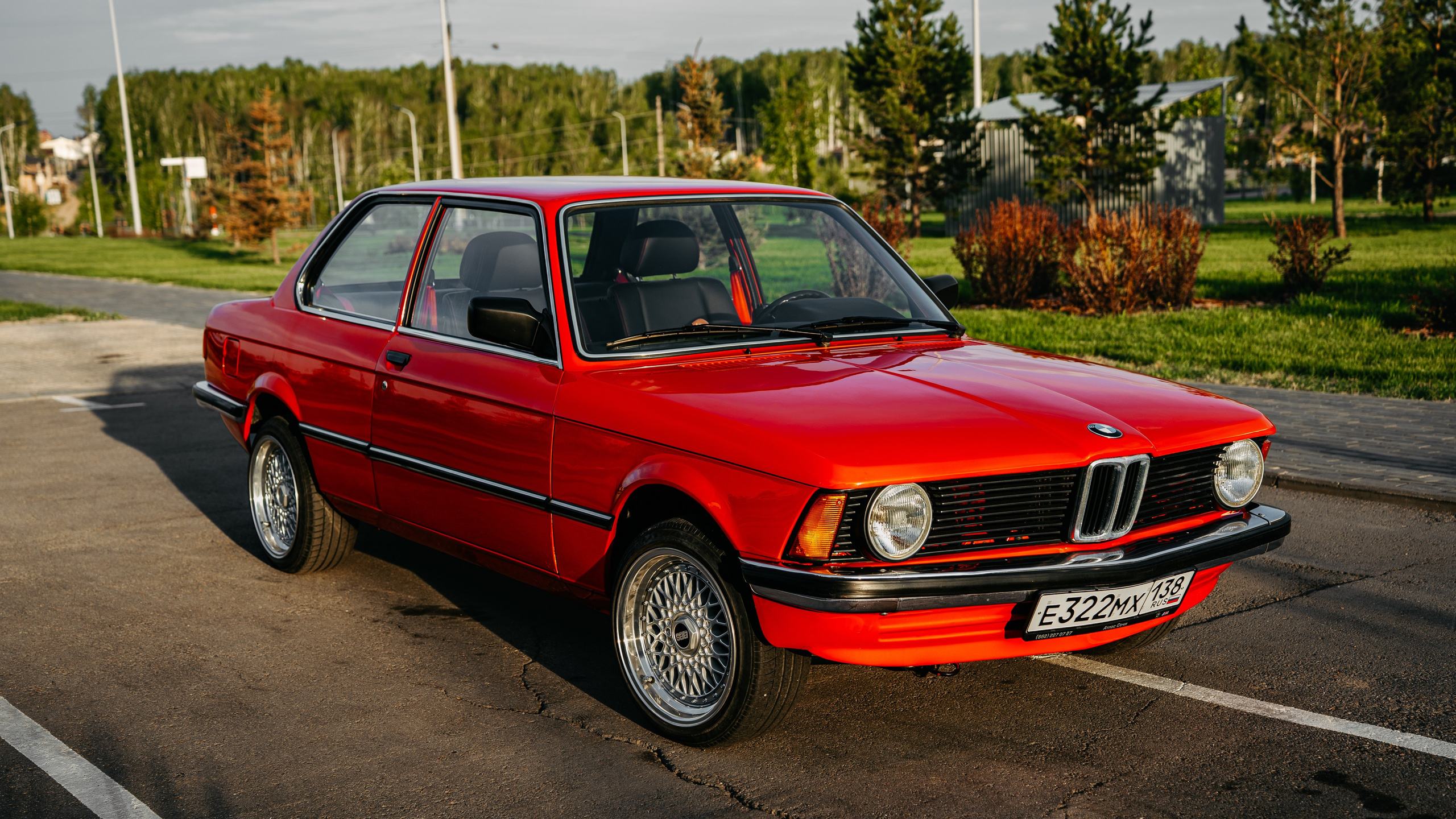 BMW e21. Фотограф, видеограф и пилот дрона на Байкале