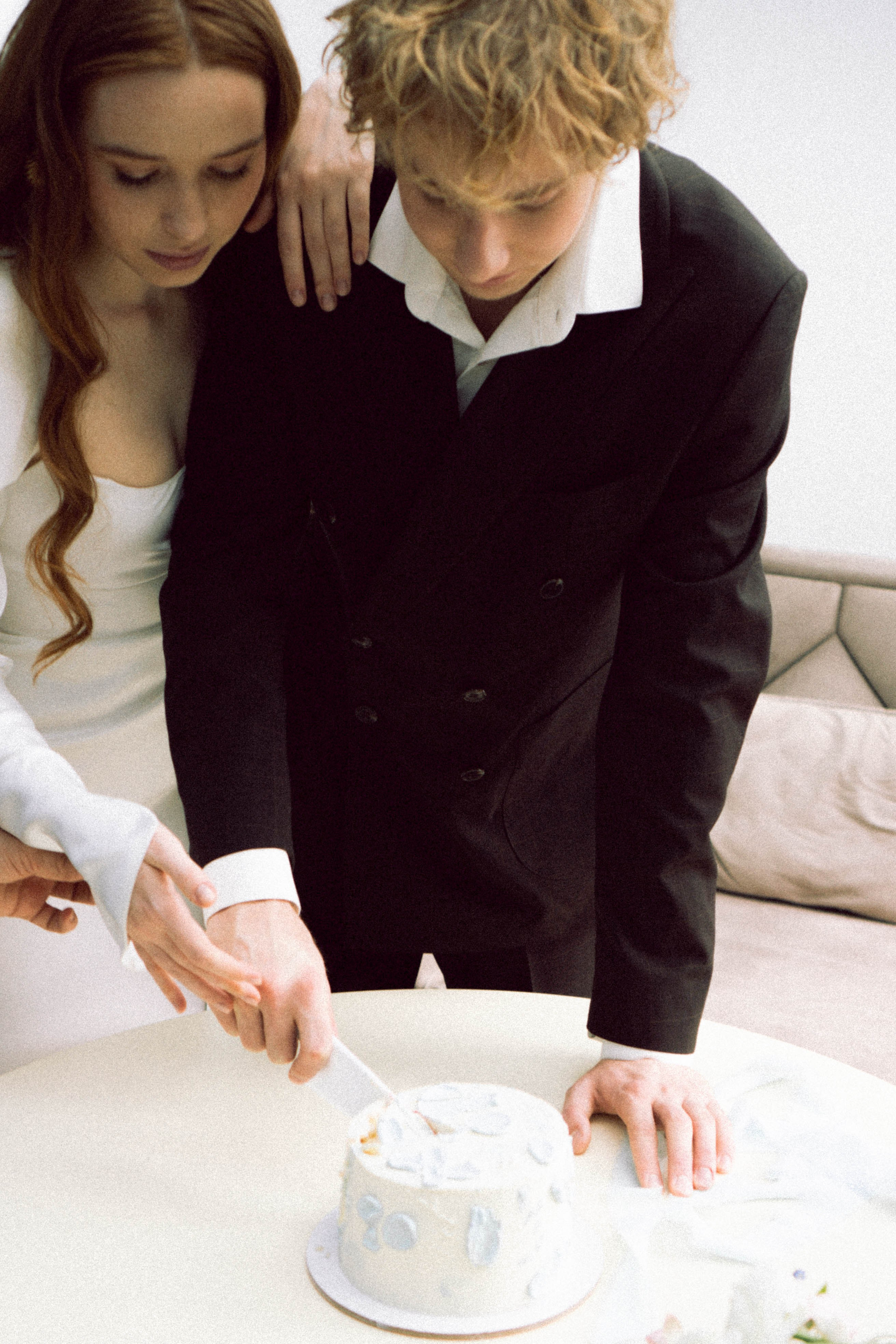 СВАДЕБНАЯ СЬЕМКА В ОТЕЛЕ. СБОРЫ ЖЕНИХА И НЕВЕСТЫ И ТАКЖЕ ТОР И ПОДГОТОВКА К ПРОГУЛКЕ. Профессиональный фотограф, Санкт-Петербург — Виктория Богомолова