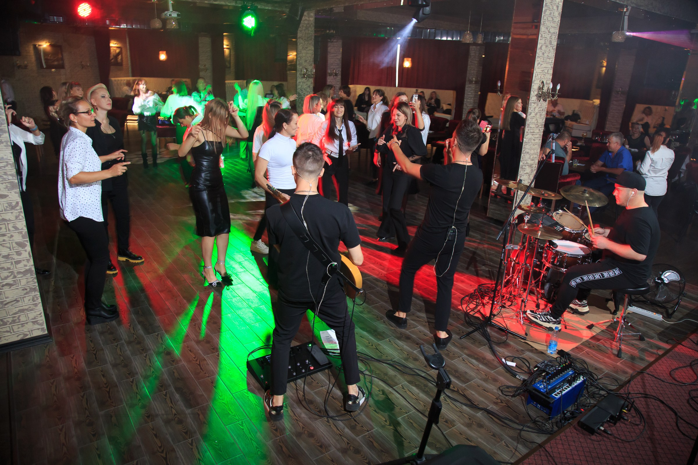 Открытие караоке клуба Mozguhose. Репортажный и свадебный фотограф Пятигорск и КМВ
