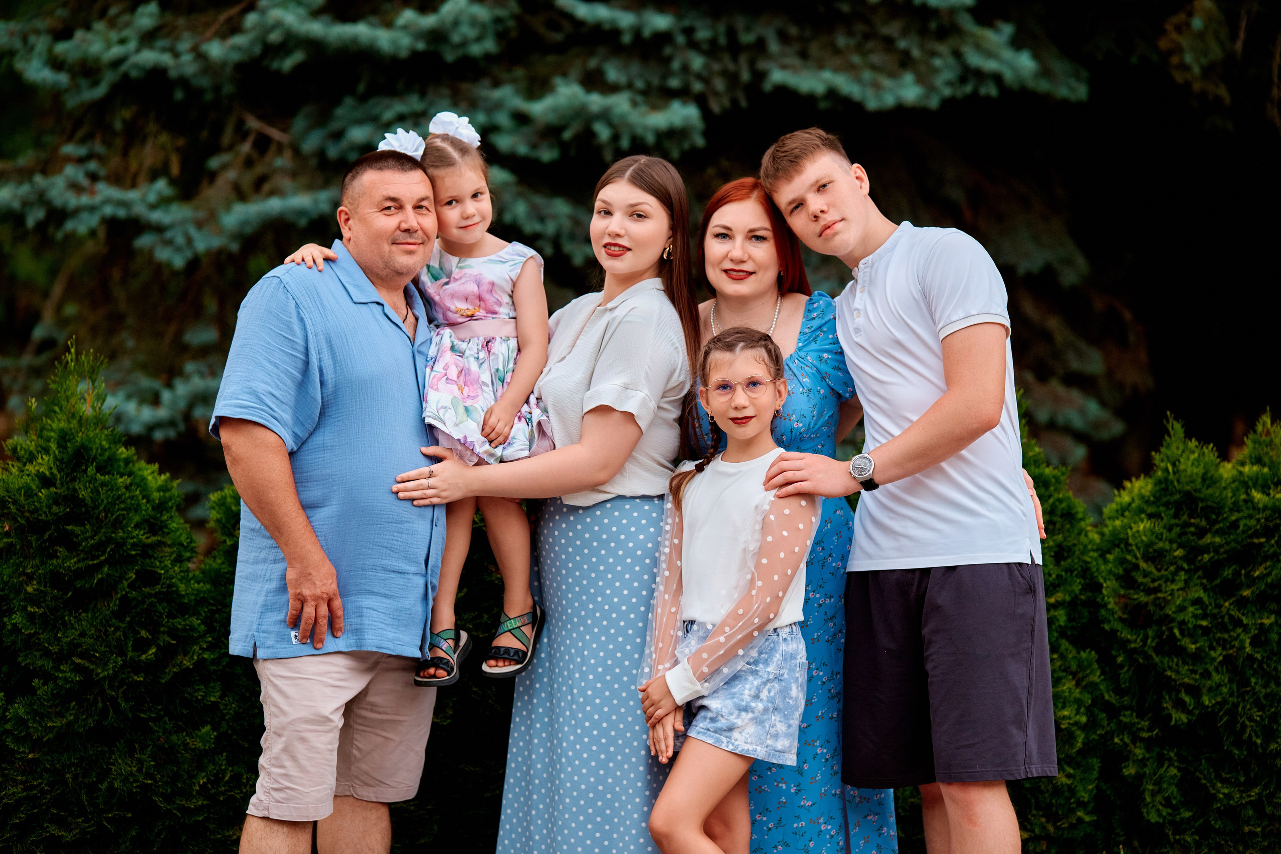 Семейная фотосессия с внуками в парке. Фотограф Таганрог Анна Трайжон