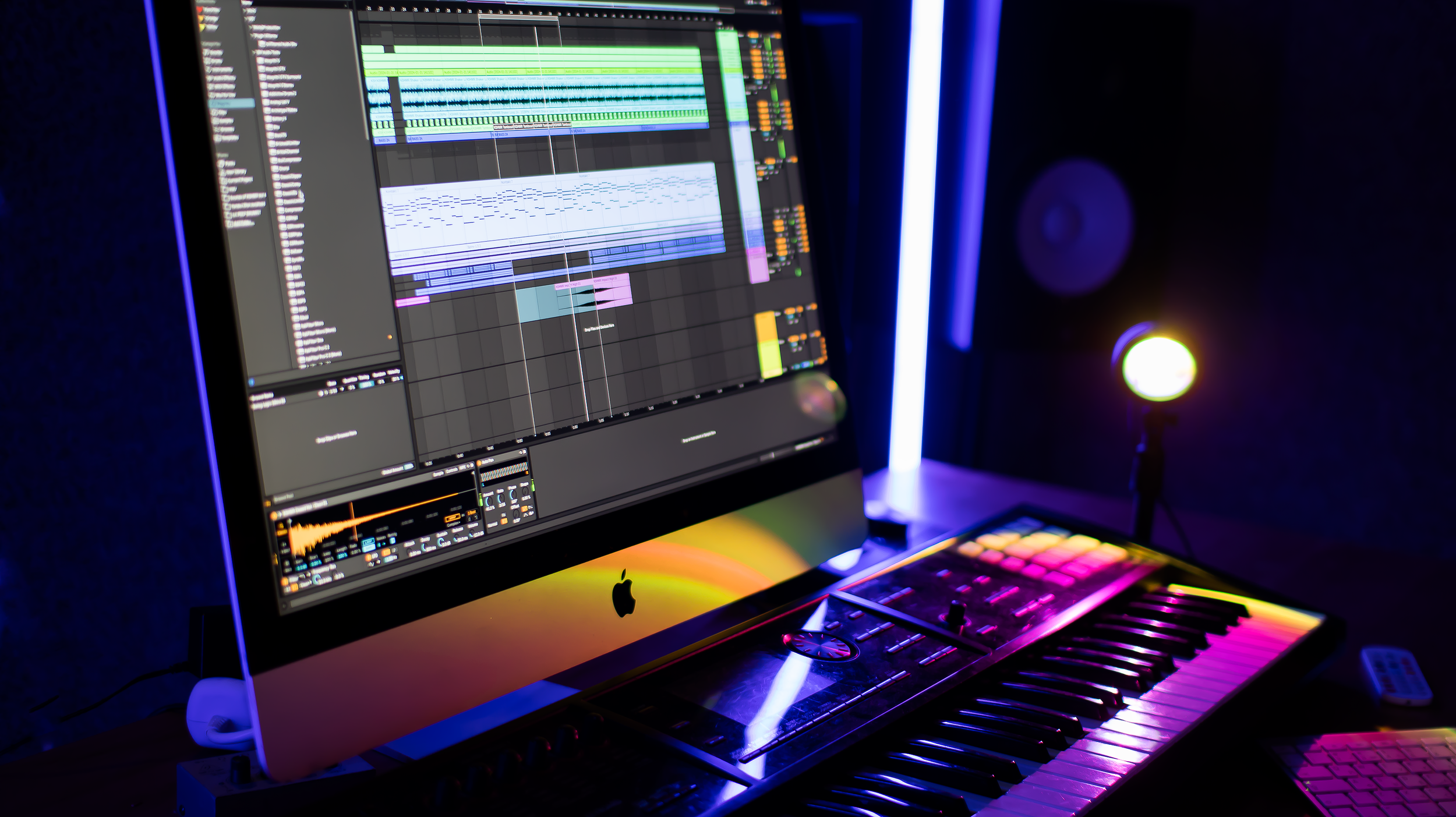 Музыкальные инструменты и оборудование. Rita Kolesnikova Photography