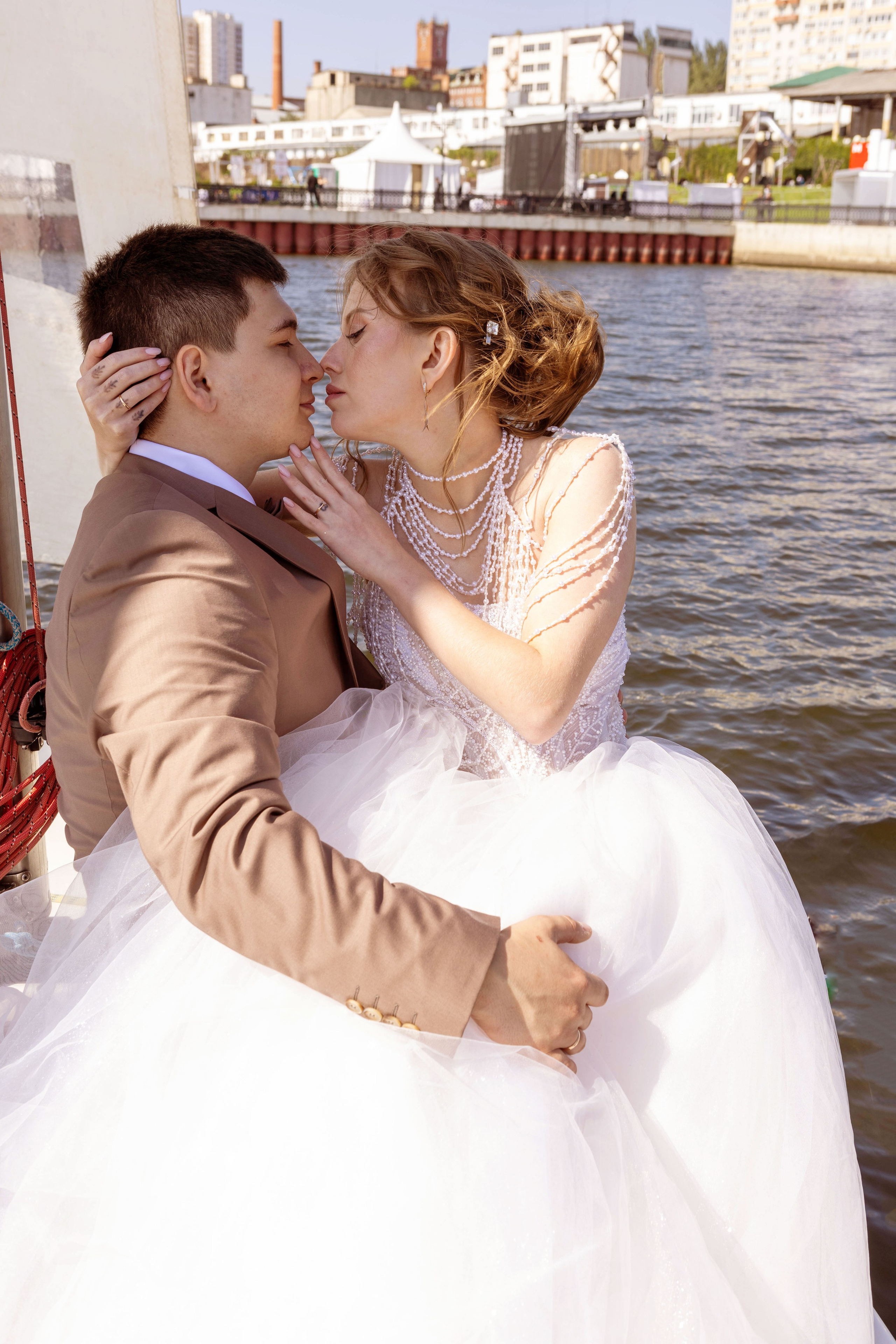 Wedding: ♥Виктория и Иван♥ «Яхт клуб — Акватория Ветра». Свадебный и предметный фотограф Ренат Каламперов