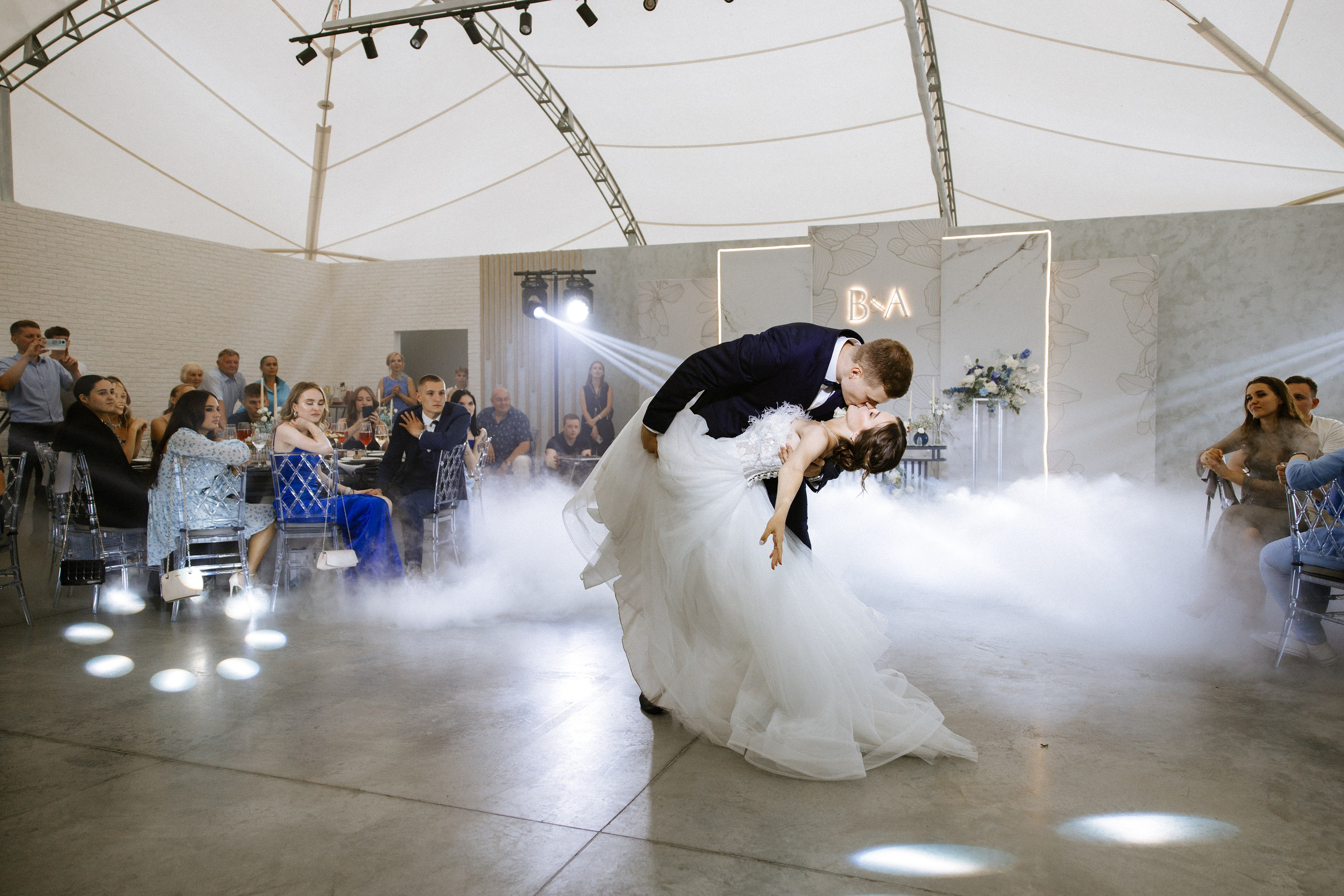 Влад и Арина. Hyatt- шатер Небо. Свадебный фотограф Балчугова Мария Екатеринбург