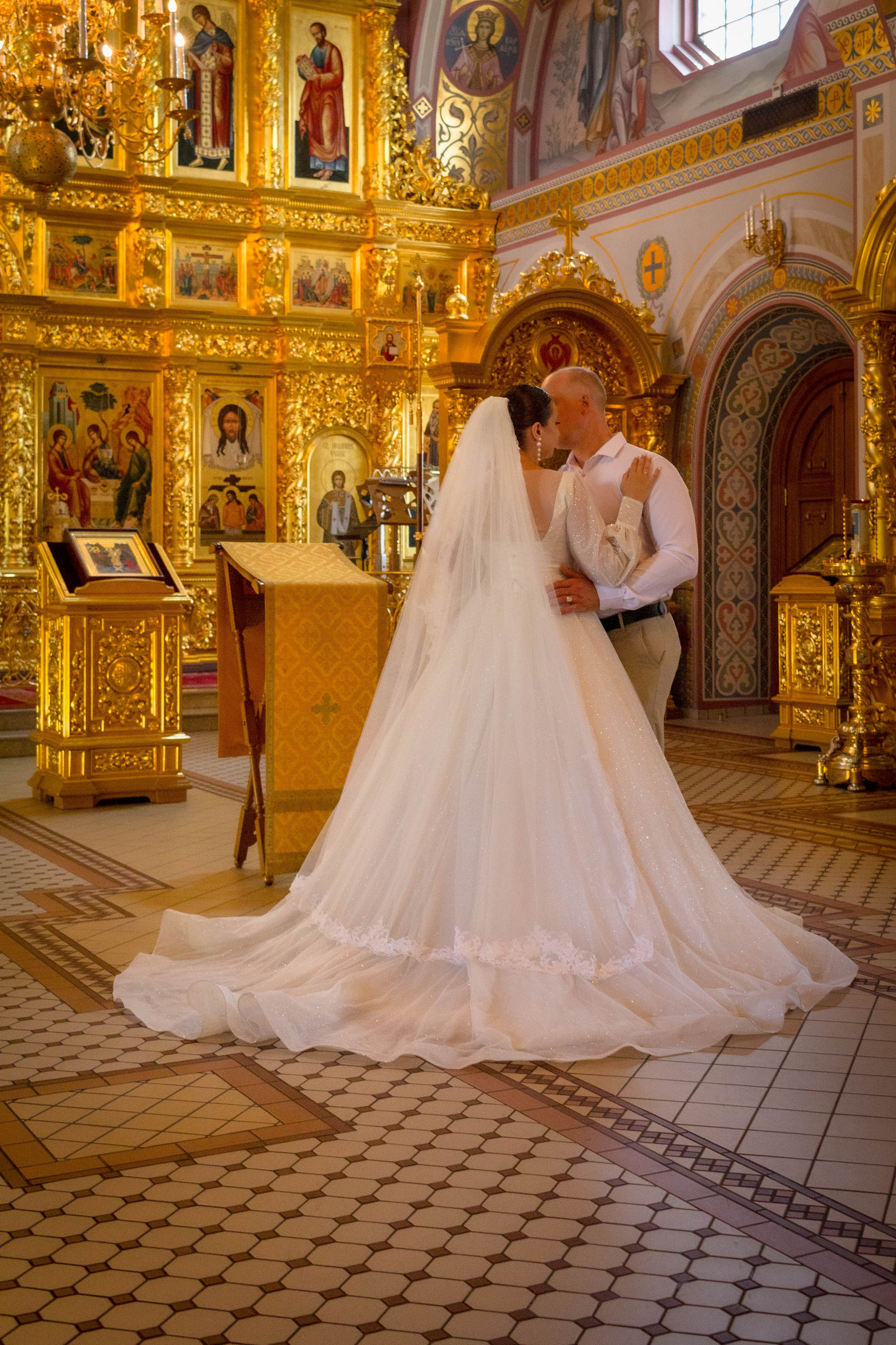 Таинства Венчания и Крещения. She-iren.wfolio.pro