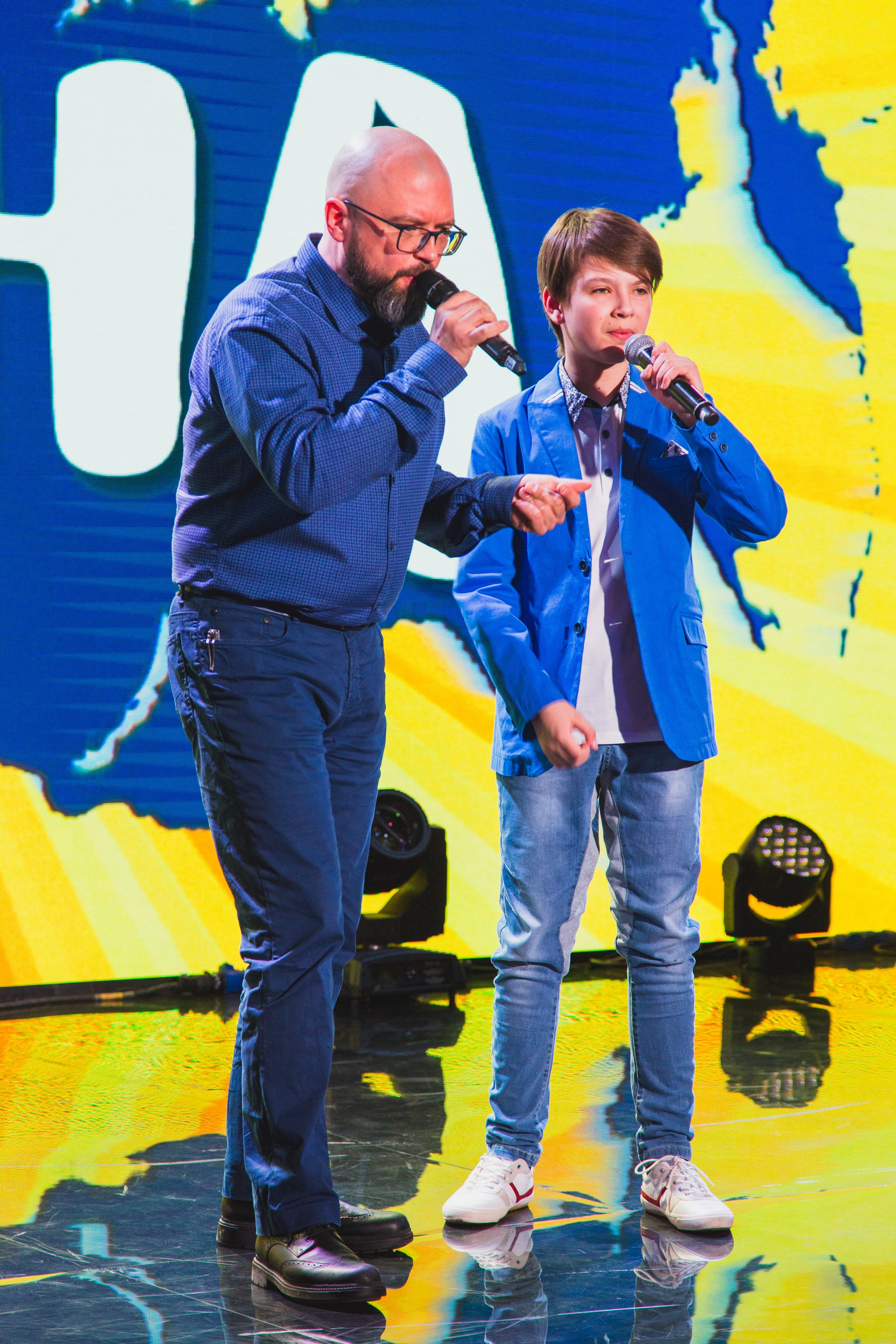 О2ТВ группа СТРАНА. Видеооператор/Фотограф Николай Завьялов