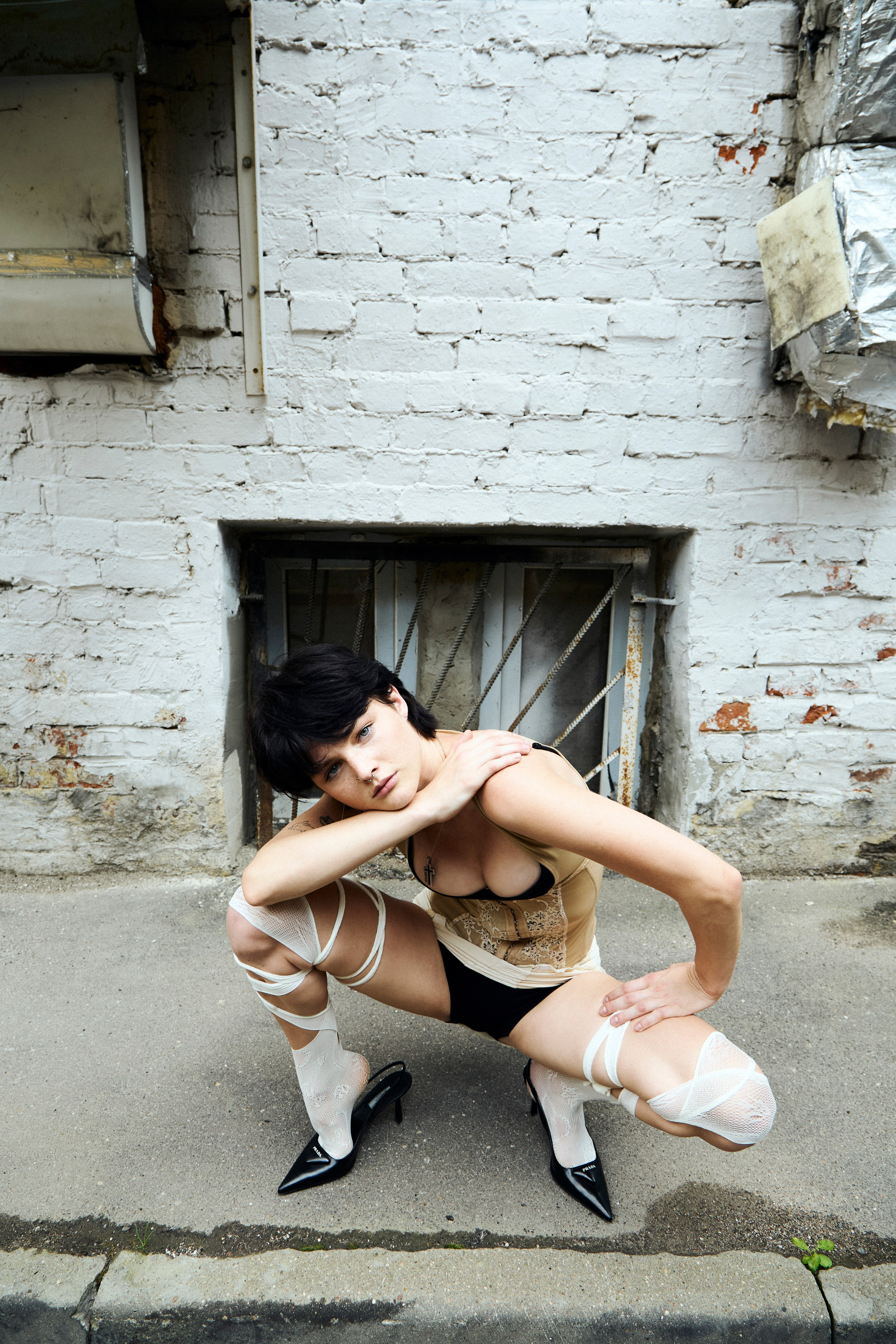 Alan (lumpenmen). Arina Kharakhashian