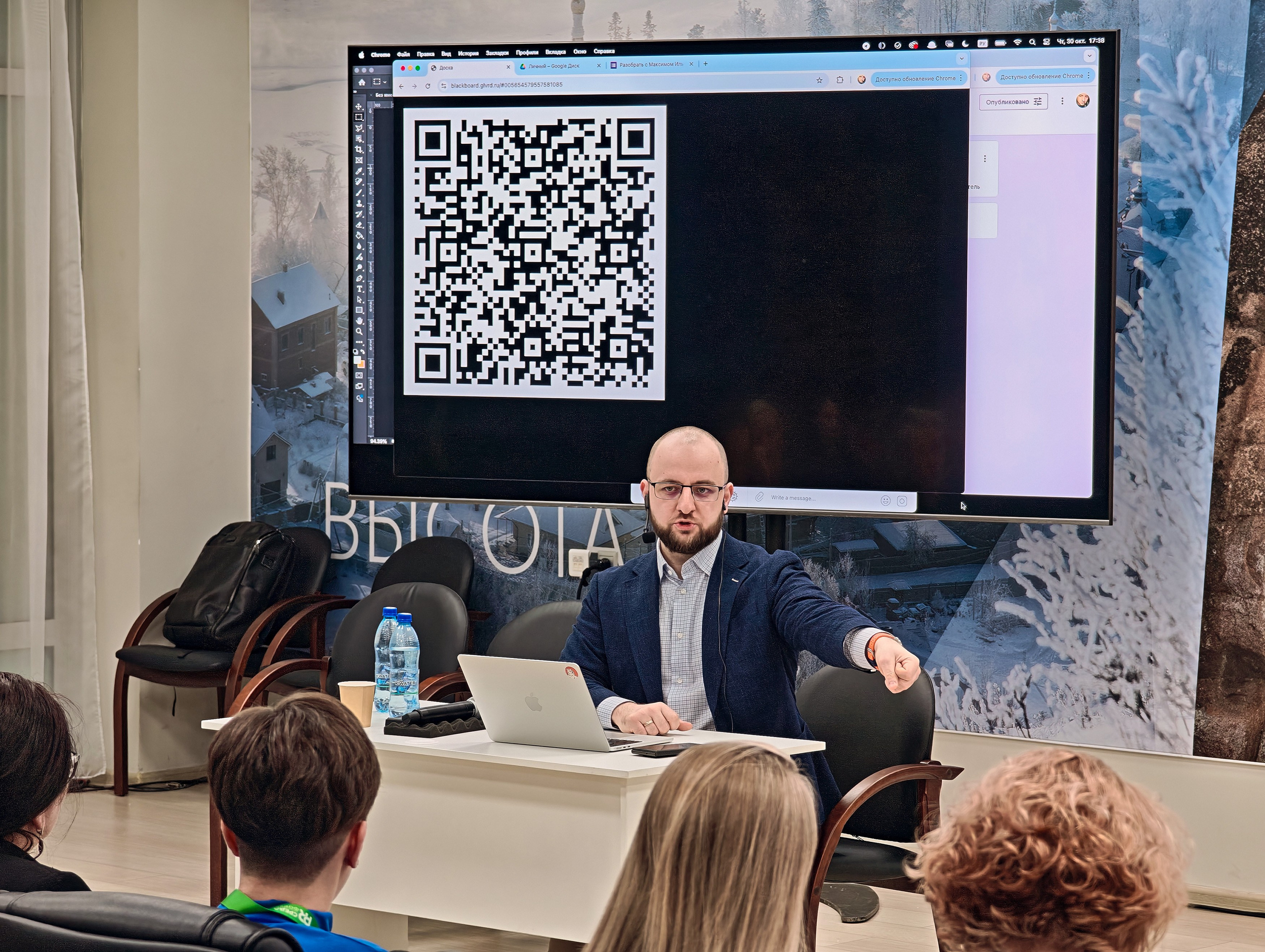 PR Среда в СФУ — СНЯТО НА СМАРТФОН (2 дня съёмок). Фотограф Яковлев Роман — Красноярск